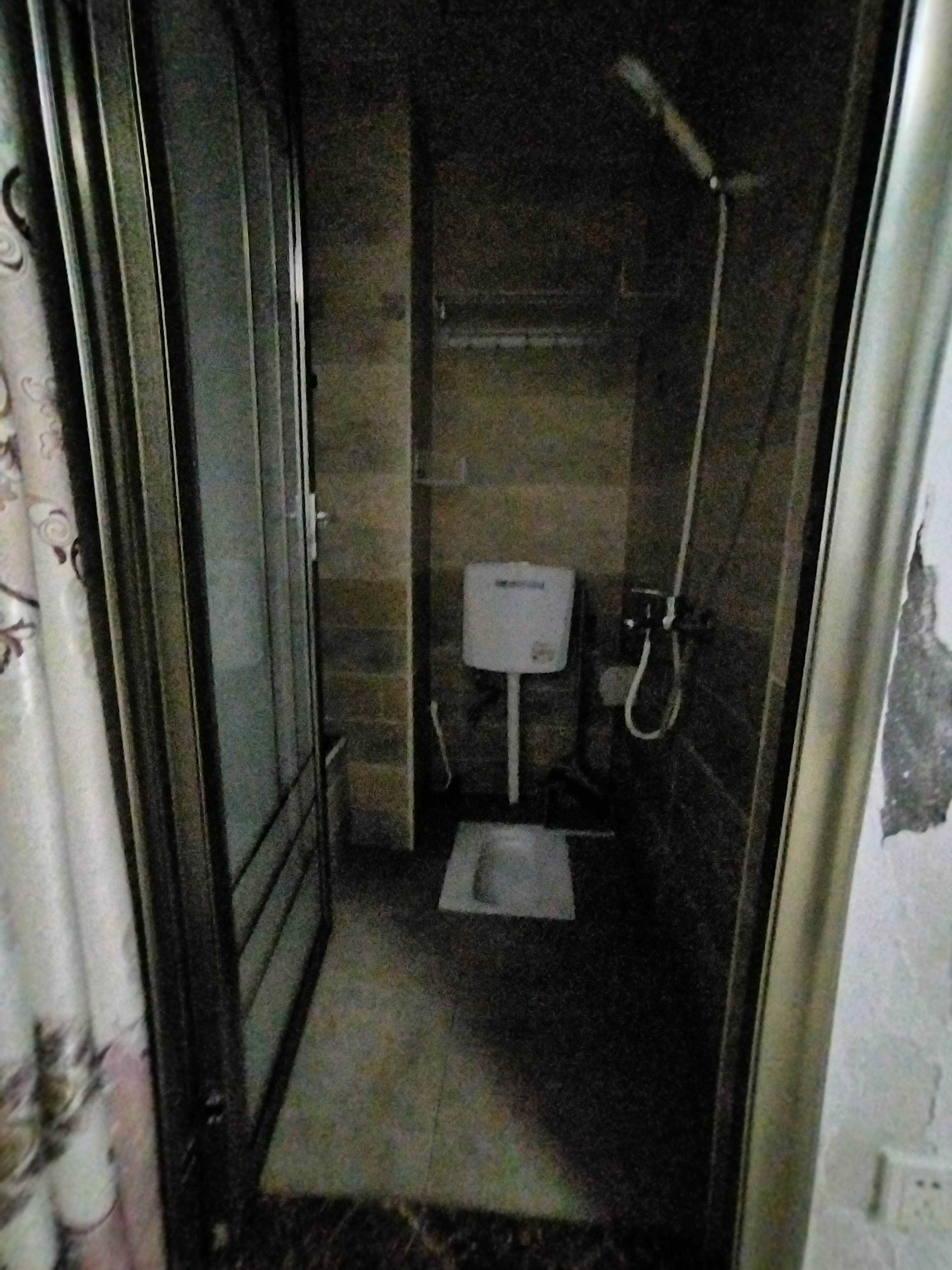 康桥长郡  1室1厅1卫    1400.0元/月室内图