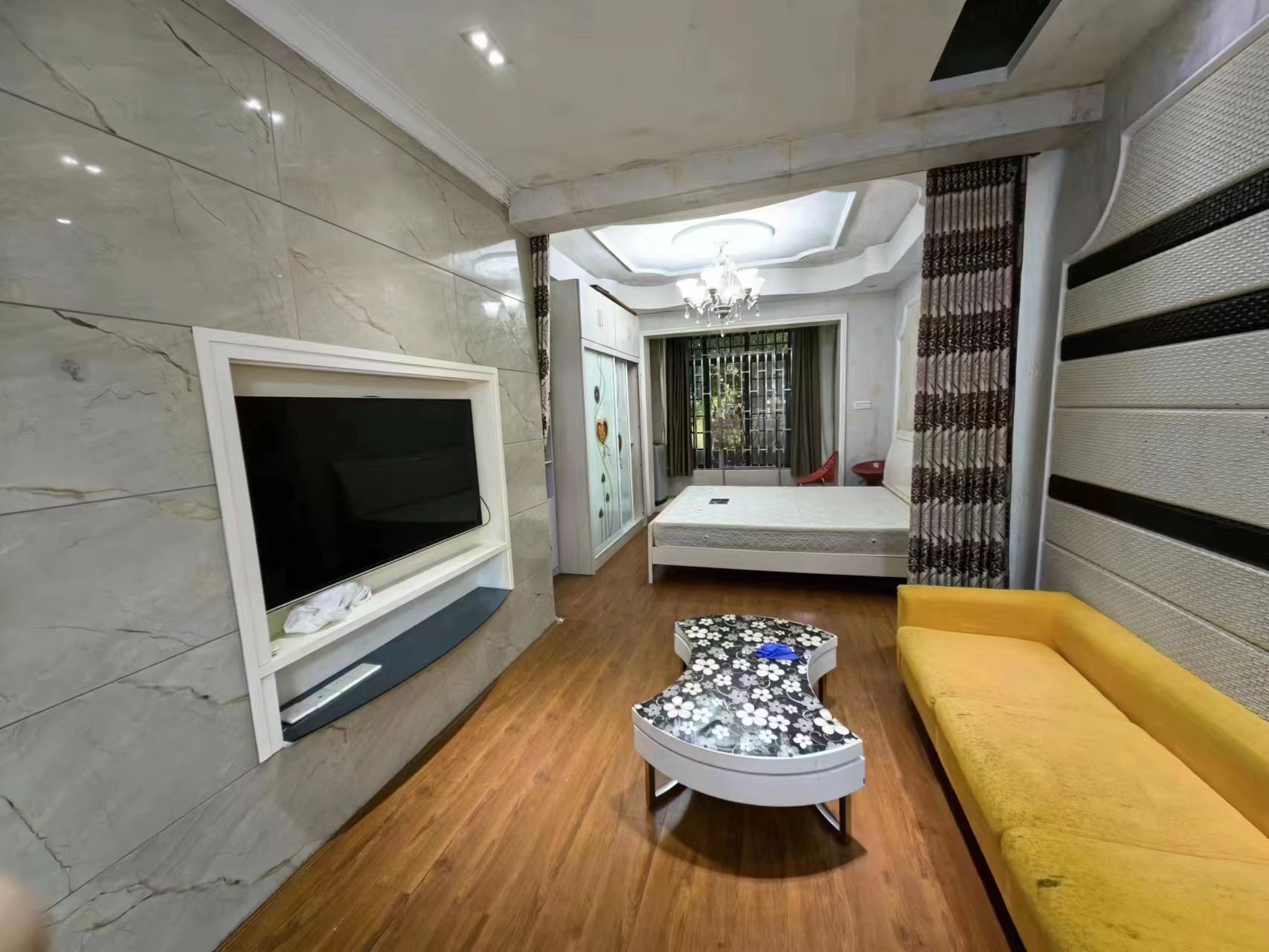 天酬尚都 1室1厅1卫 1300.0元/月 天酬尚都 1室1厅1卫 1300.0元/月室内图