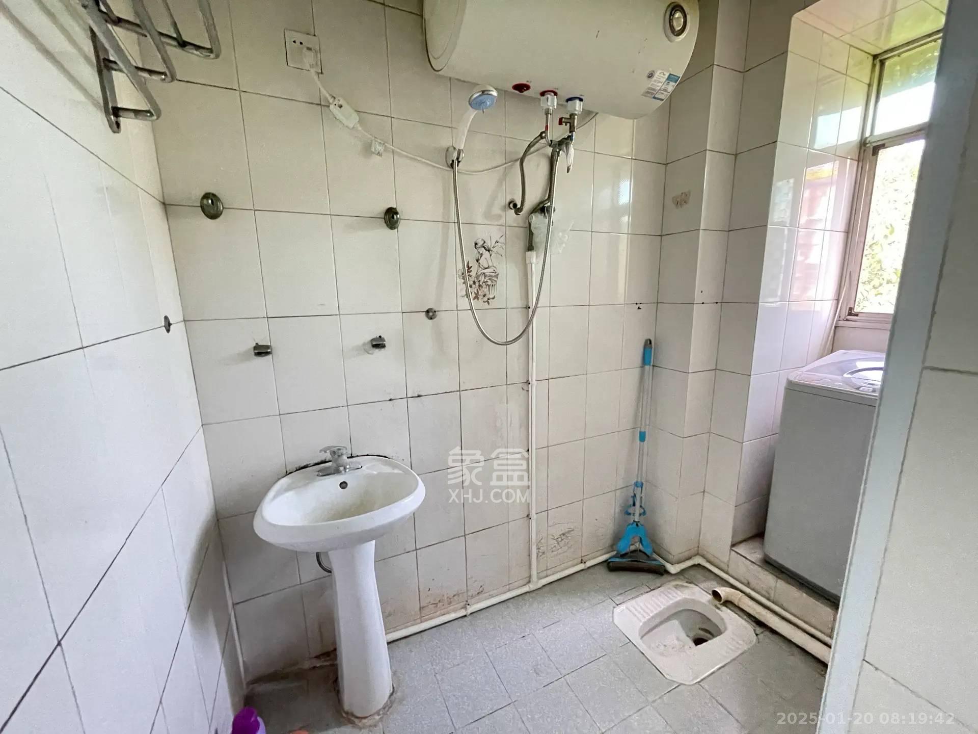 南园小区  3室2厅1卫   1200.00元/月室内图