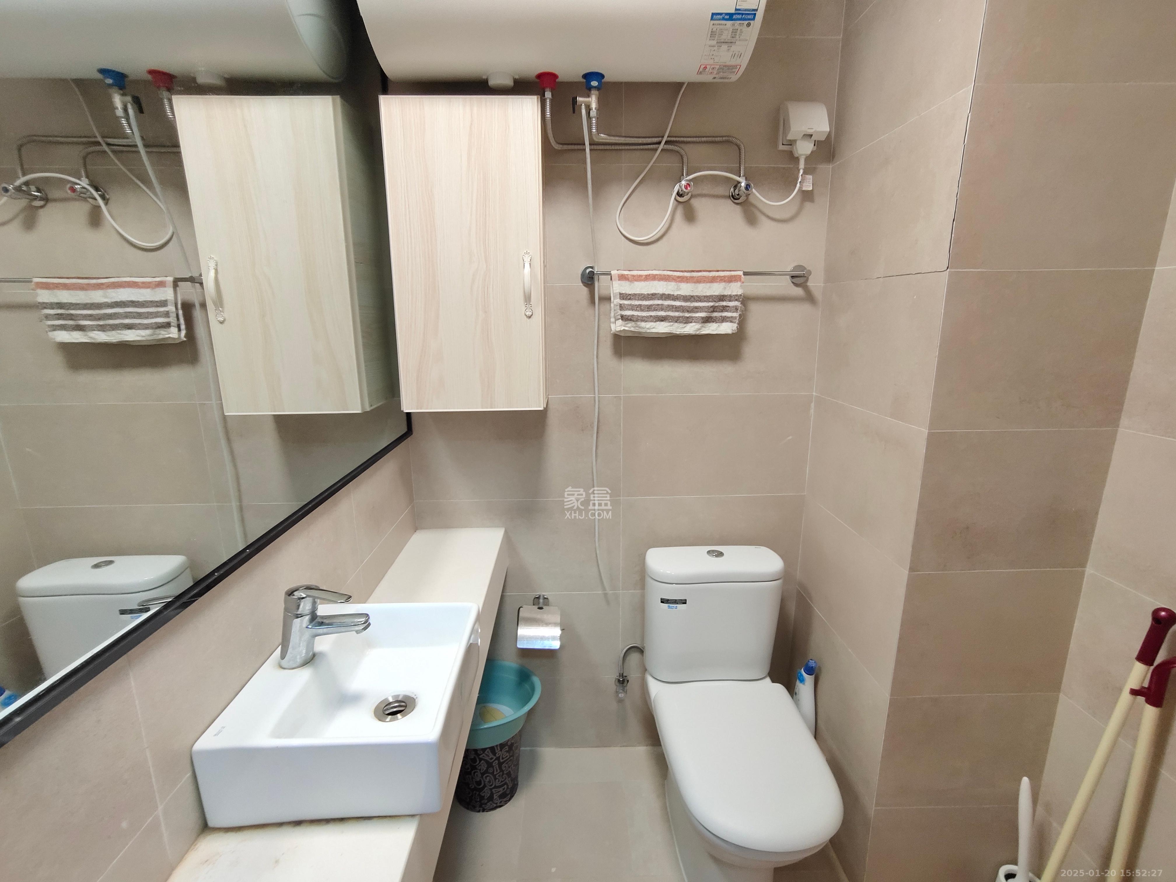 兰亭湾畔 1室1厅1卫 1100.0元/月 兰亭湾畔 1室1厅1卫 1100.0元/月室内图