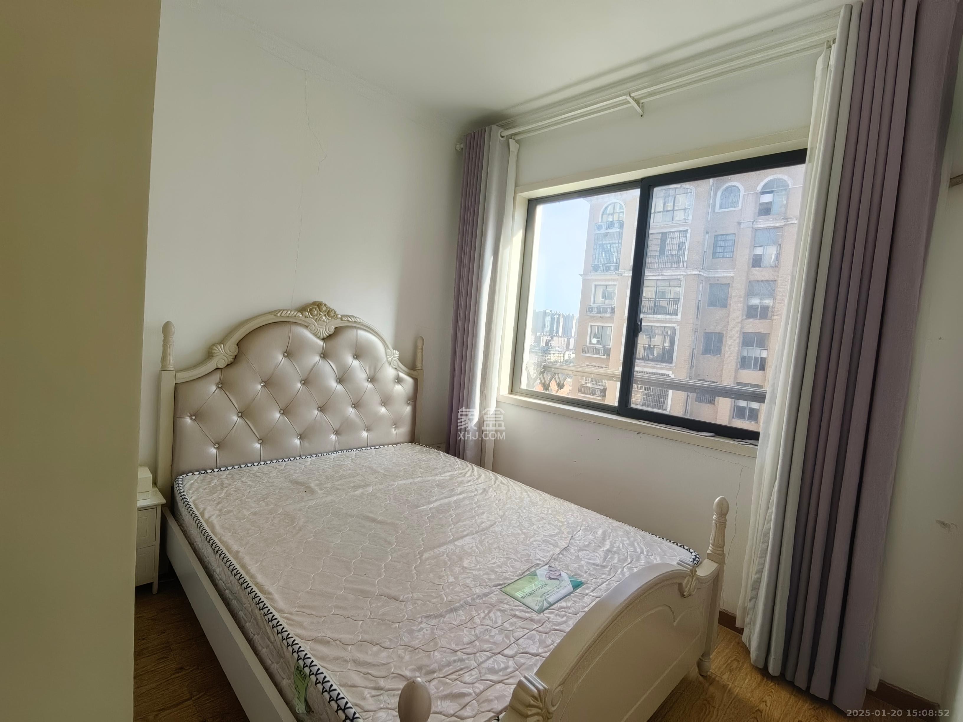 中地凯旋城  1室1厅1卫    27.8万 中地凯旋城  1室1厅1卫    27.8万客厅