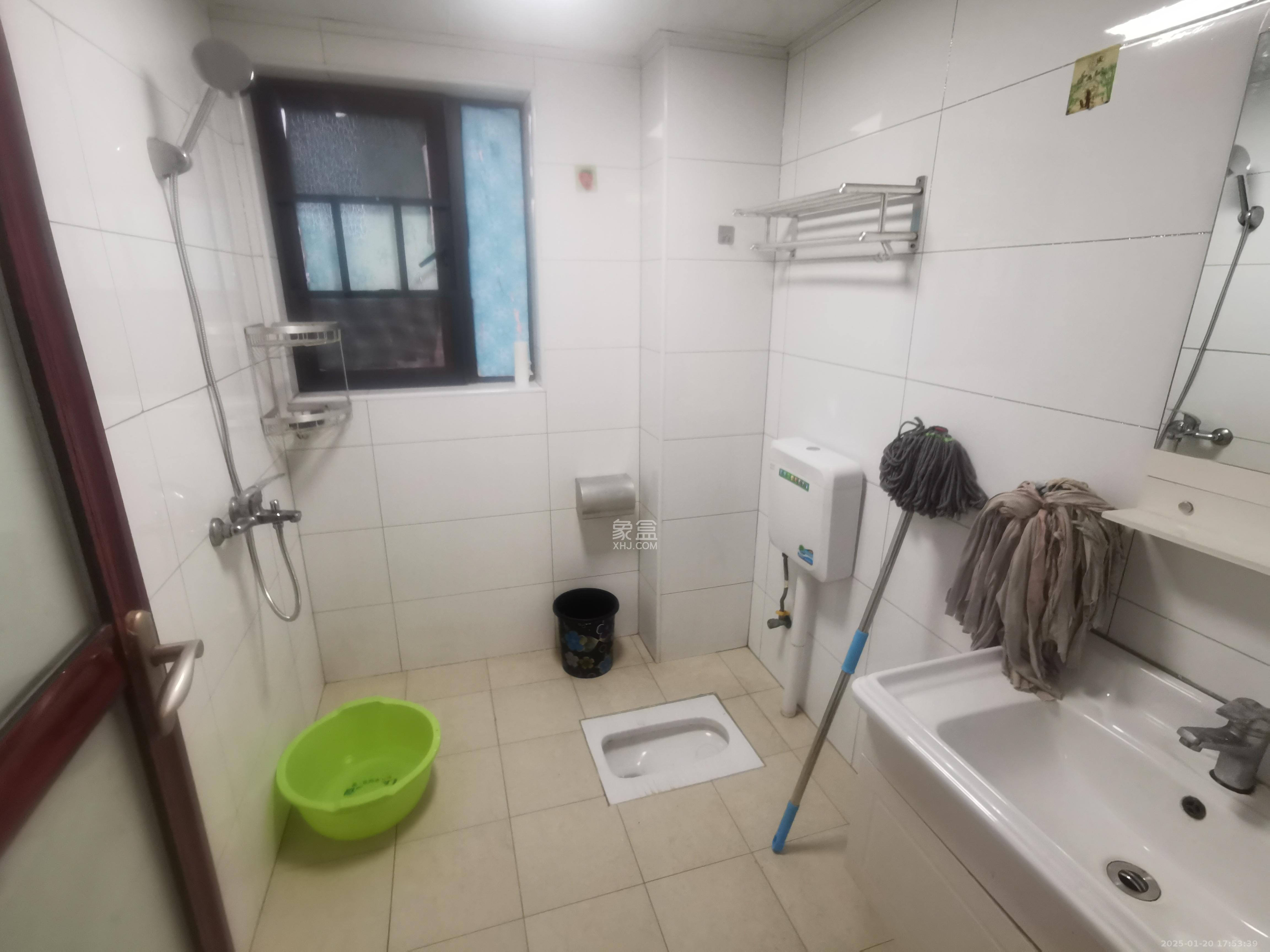 东驿竹园 2室1厅1卫 2300.0元/月 东驿竹园 2室1厅1卫 2300.0元/月室内图