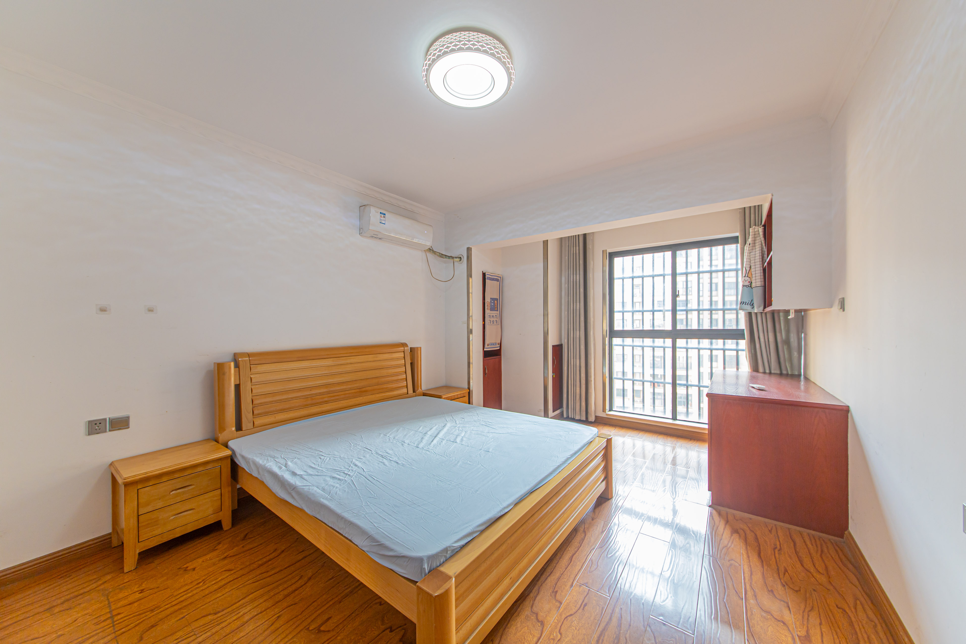 中建芙蓉嘉苑 3室2厅2卫 138.0万 中建芙蓉嘉苑 3室2厅2卫 138.0万卧室