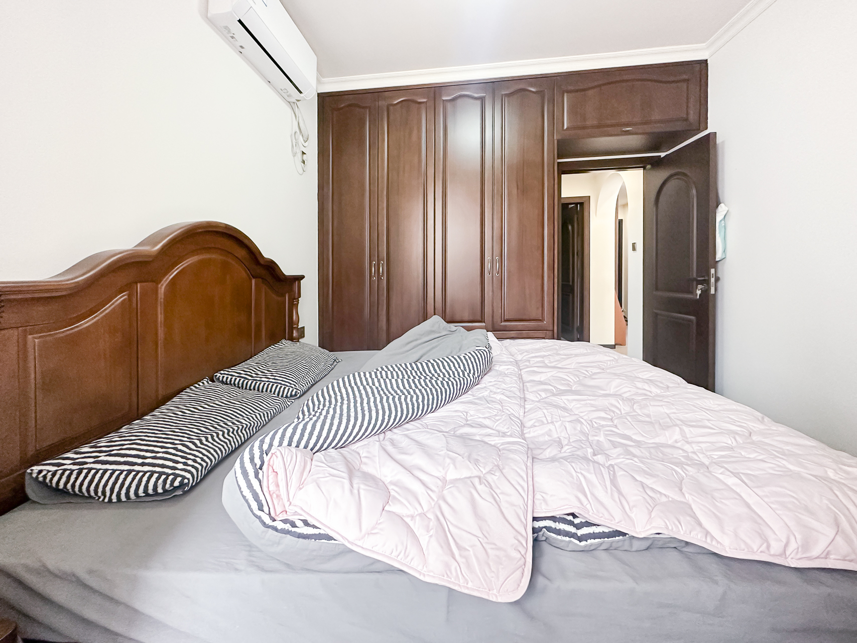 明发国际城 3室2厅1卫 90.0万 明发国际城 3室2厅1卫 90.0万卧室