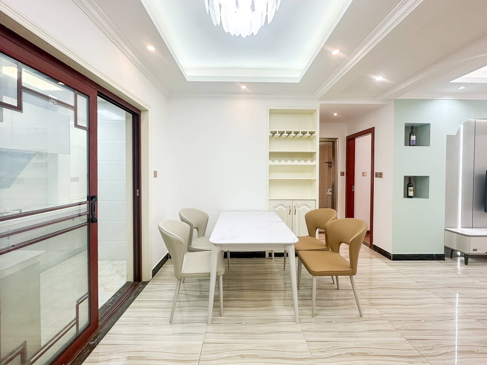 润和之悦(金泽园) 3室2厅1卫 79.8万 润和之悦(金泽园) 3室2厅1卫 79.8万客厅