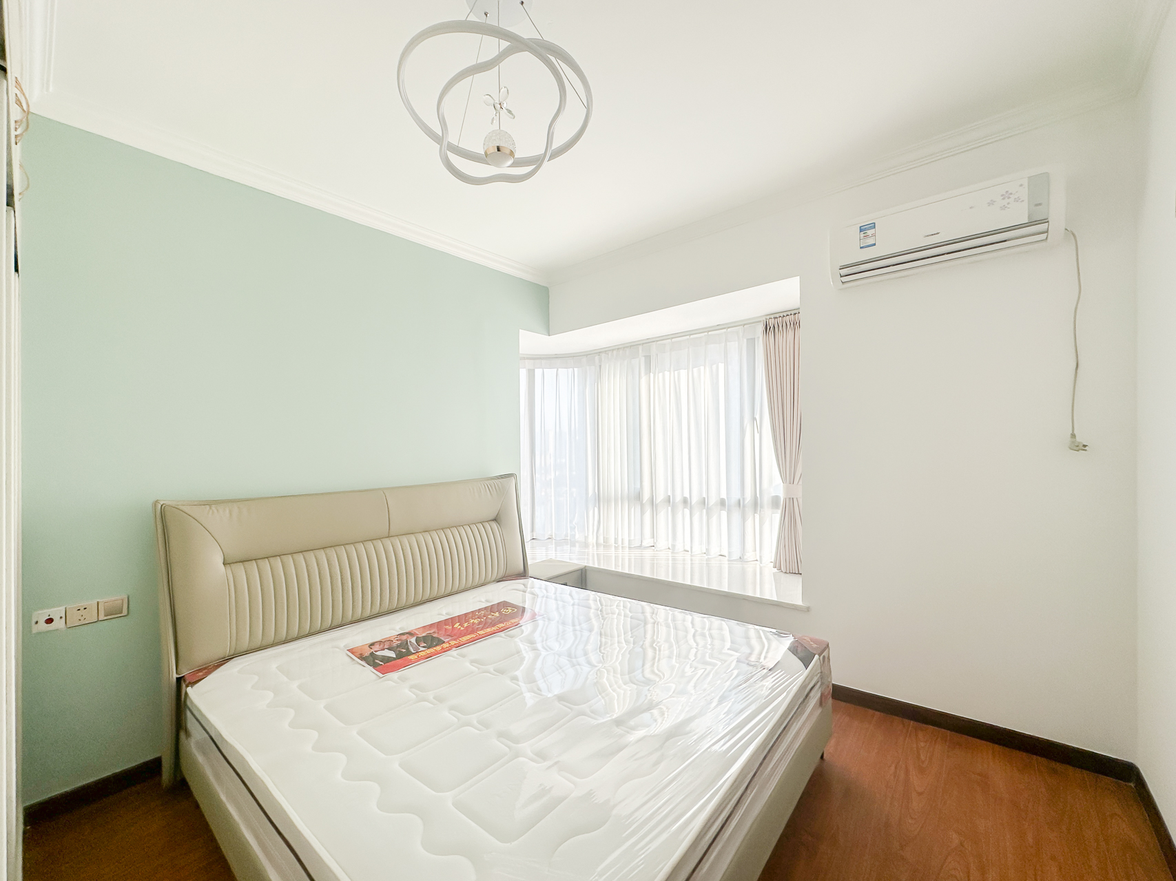 润和之悦(金泽园) 3室2厅1卫 79.8万 润和之悦(金泽园) 3室2厅1卫 79.8万卧室