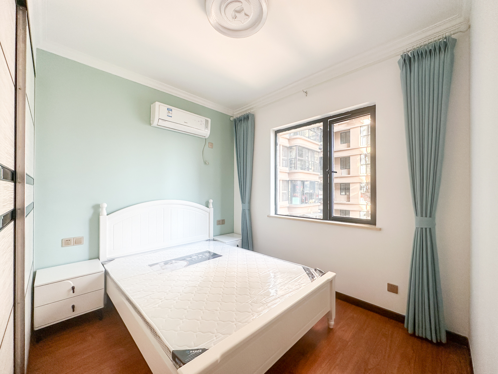 润和之悦(金泽园) 3室2厅1卫 79.8万 润和之悦(金泽园) 3室2厅1卫 79.8万卧室