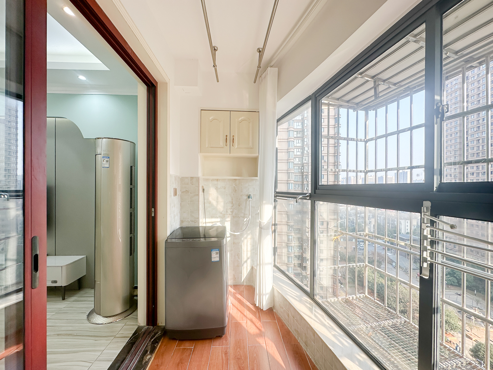 润和之悦(金泽园) 3室2厅1卫 79.8万 润和之悦(金泽园) 3室2厅1卫 79.8万阳台