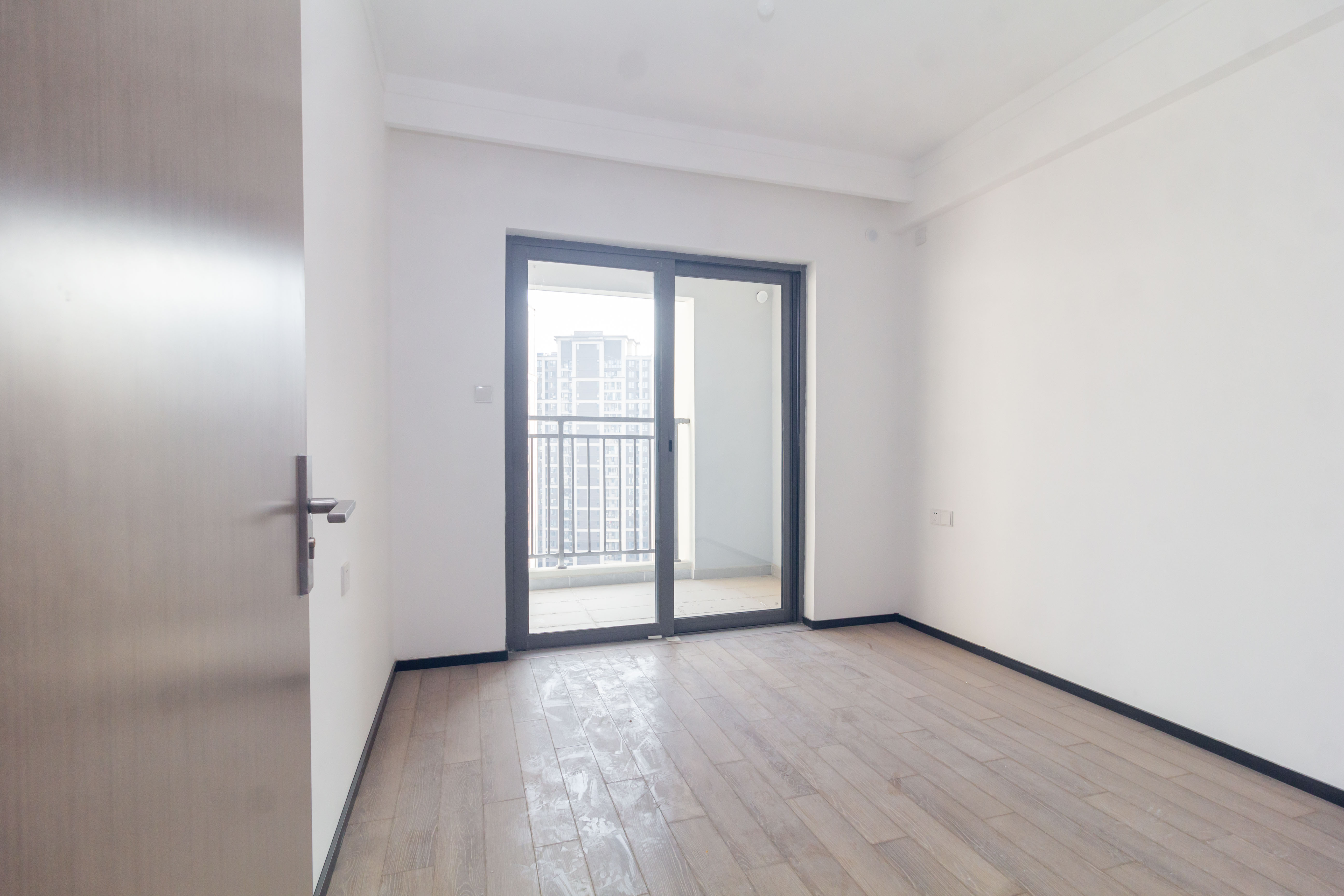 佳兆业滨江四季  4室2厅2卫    159.0万 佳兆业滨江四季  4室2厅2卫    159.0万卧室