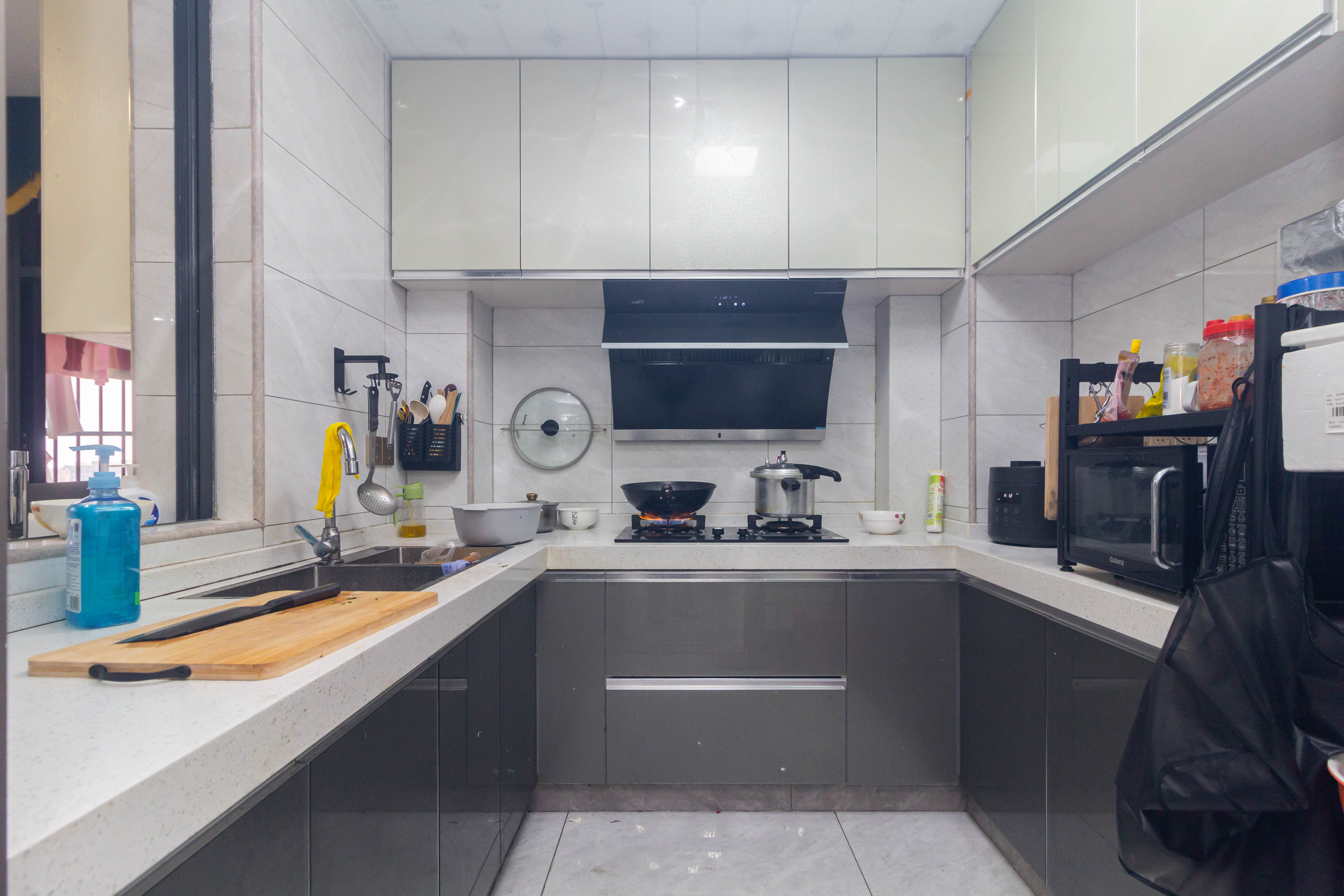 海德公园 4室2厅1卫 75.8万 海德公园 4室2厅1卫 75.8万厨房