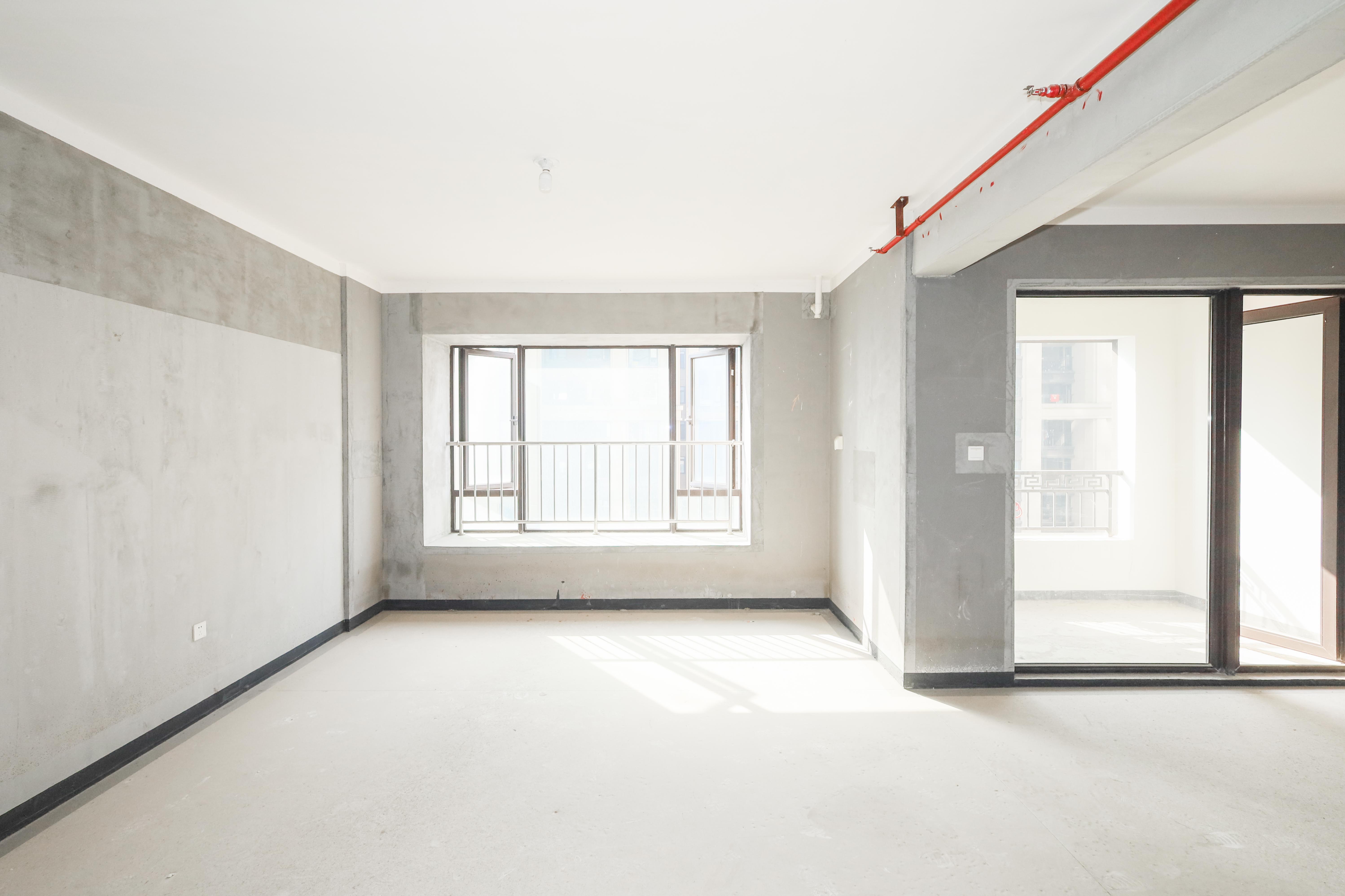 建发央著  4室2厅2卫   218.00万客厅