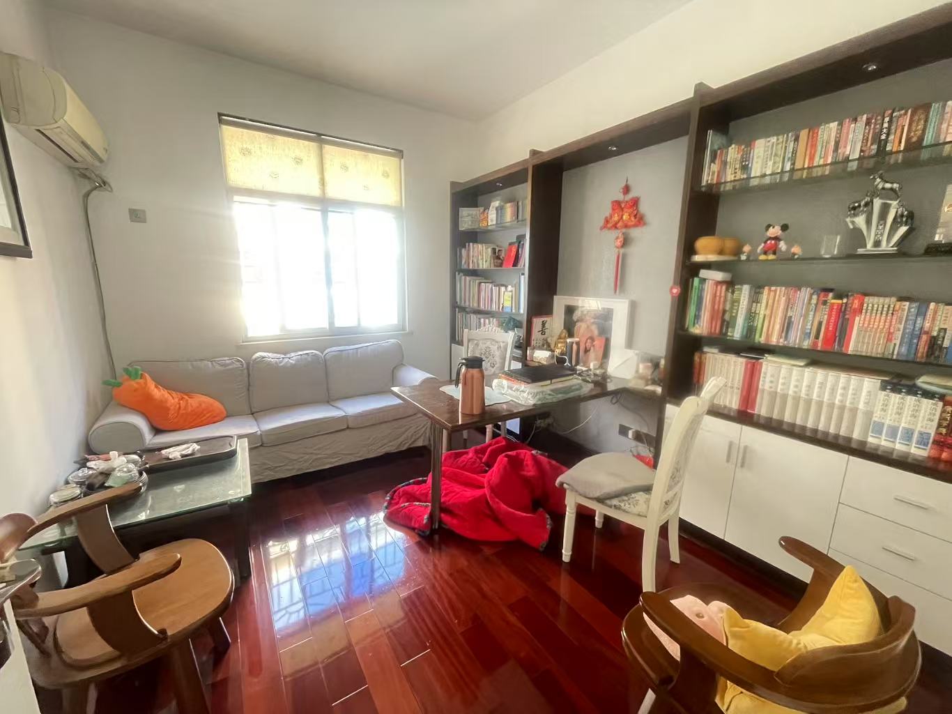 国税新村 4室2厅2卫 76.0万 国税新村 4室2厅2卫 76.0万室内图