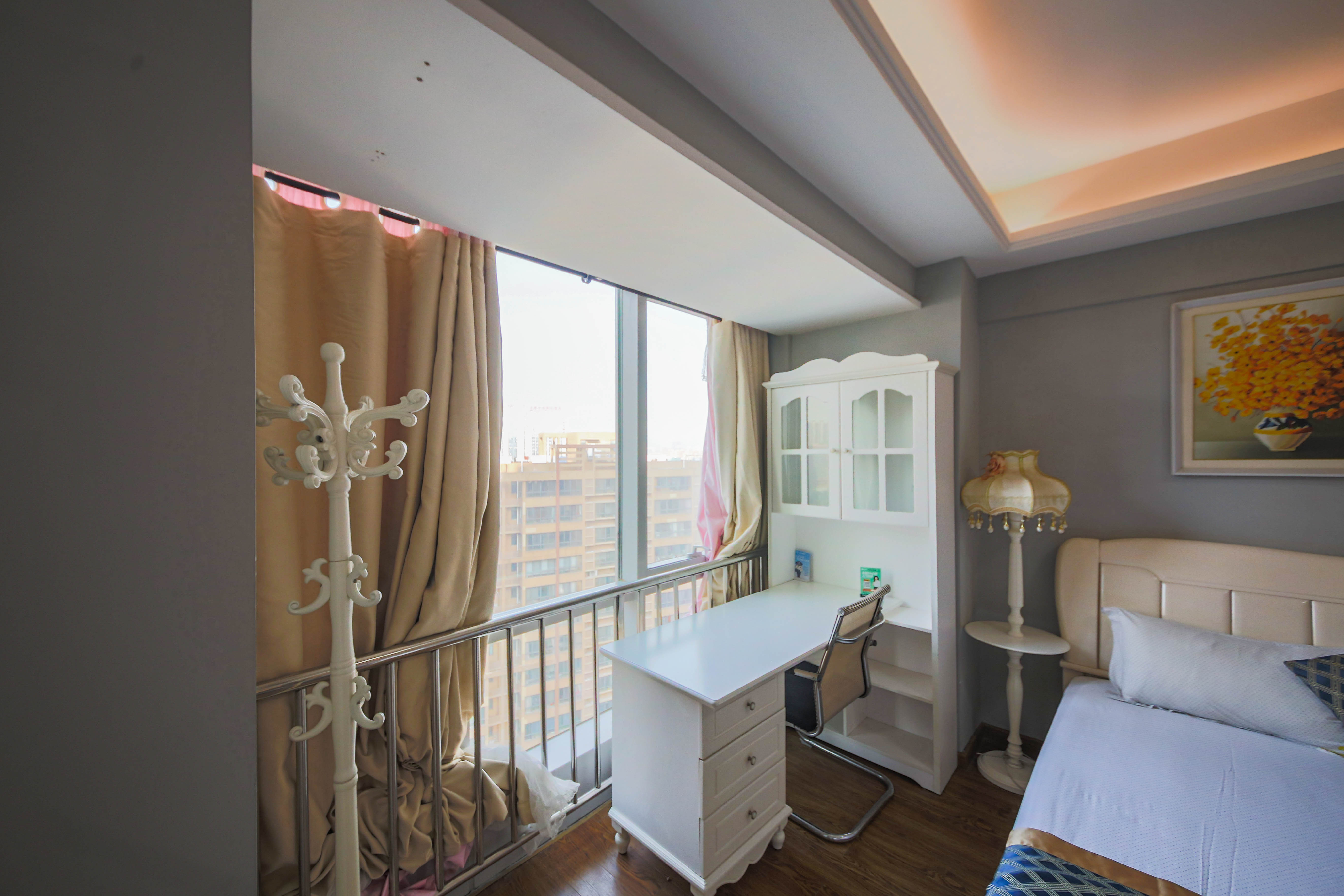 德思勤城市广场(宝格丽公寓) 1室1厅1卫 35.0万 德思勤城市广场(宝格丽公寓) 1室1厅1卫 35.0万阳台