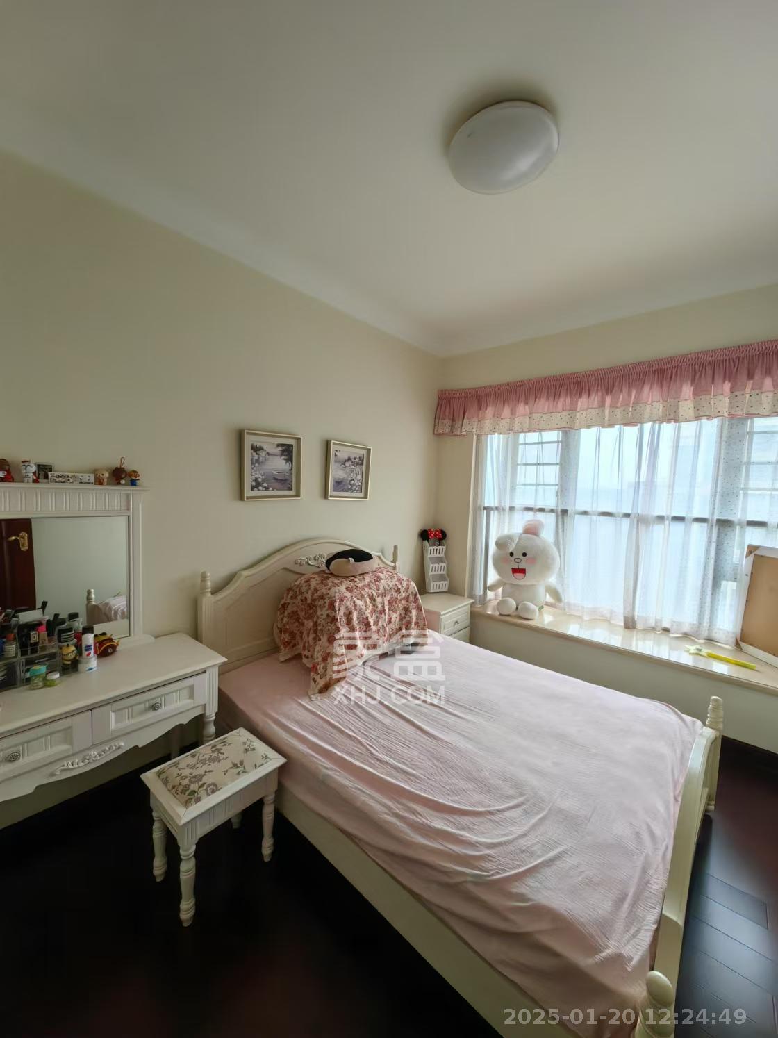 恒大城 3室2厅2卫 2500.0元/月 恒大城 3室2厅2卫 2500.0元/月室内图