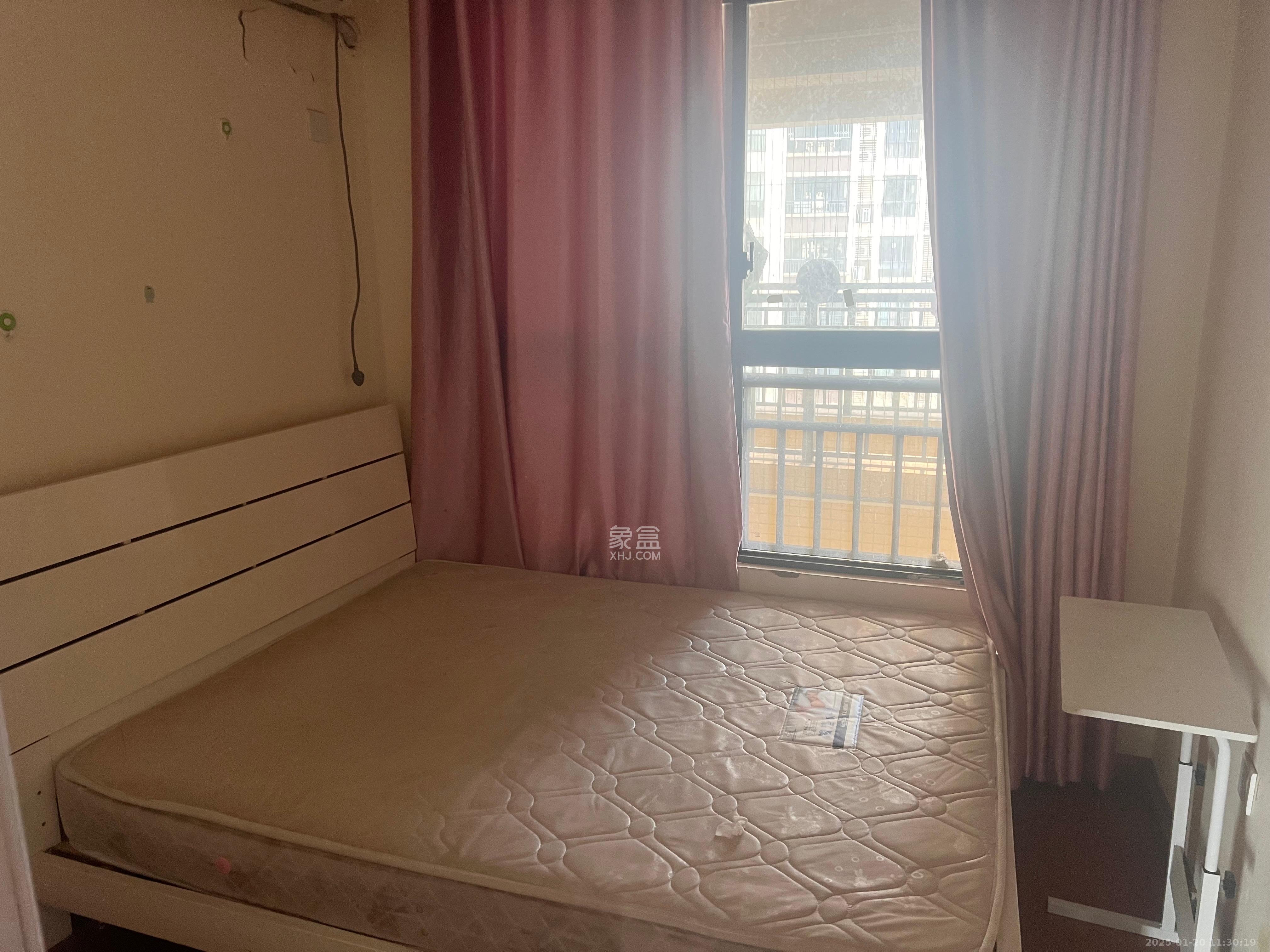兰亭都荟（璟峰苑）  3室2厅1卫   2400.00元/月室内图