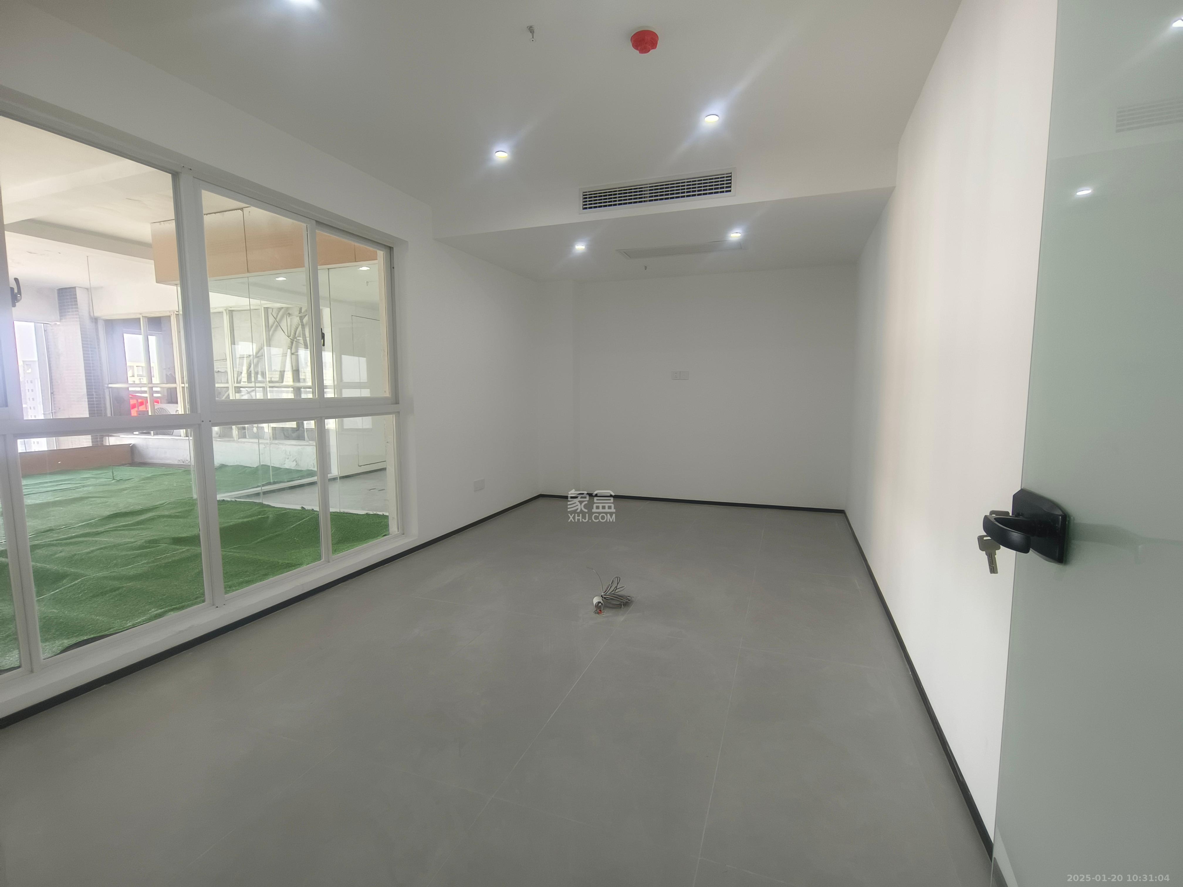 汇富中心   180.0㎡      10800.0元/月室内图