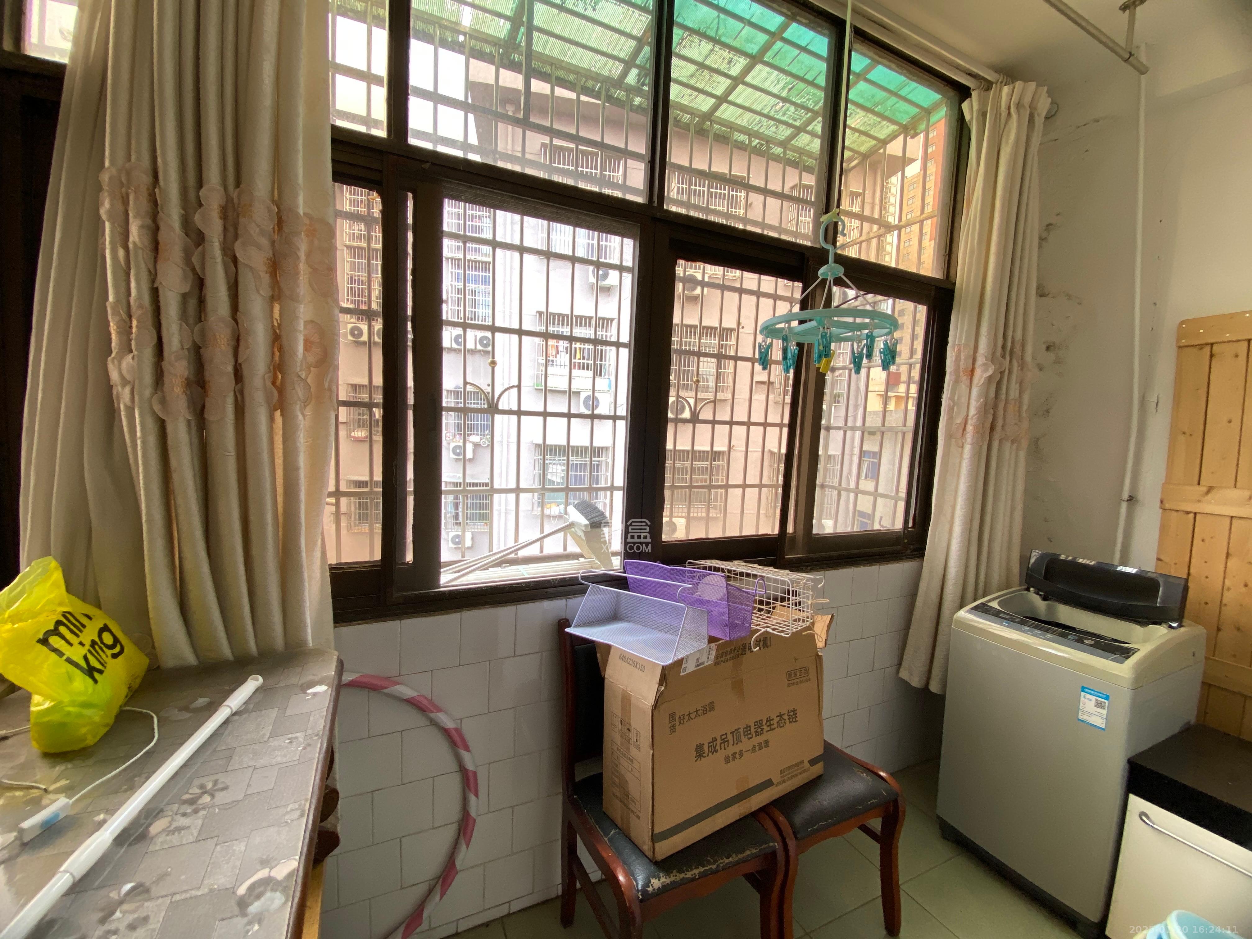 化油器厂宿舍 3室1厅1卫 1700.0元/月 化油器厂宿舍 3室1厅1卫 1700.0元/月室内图