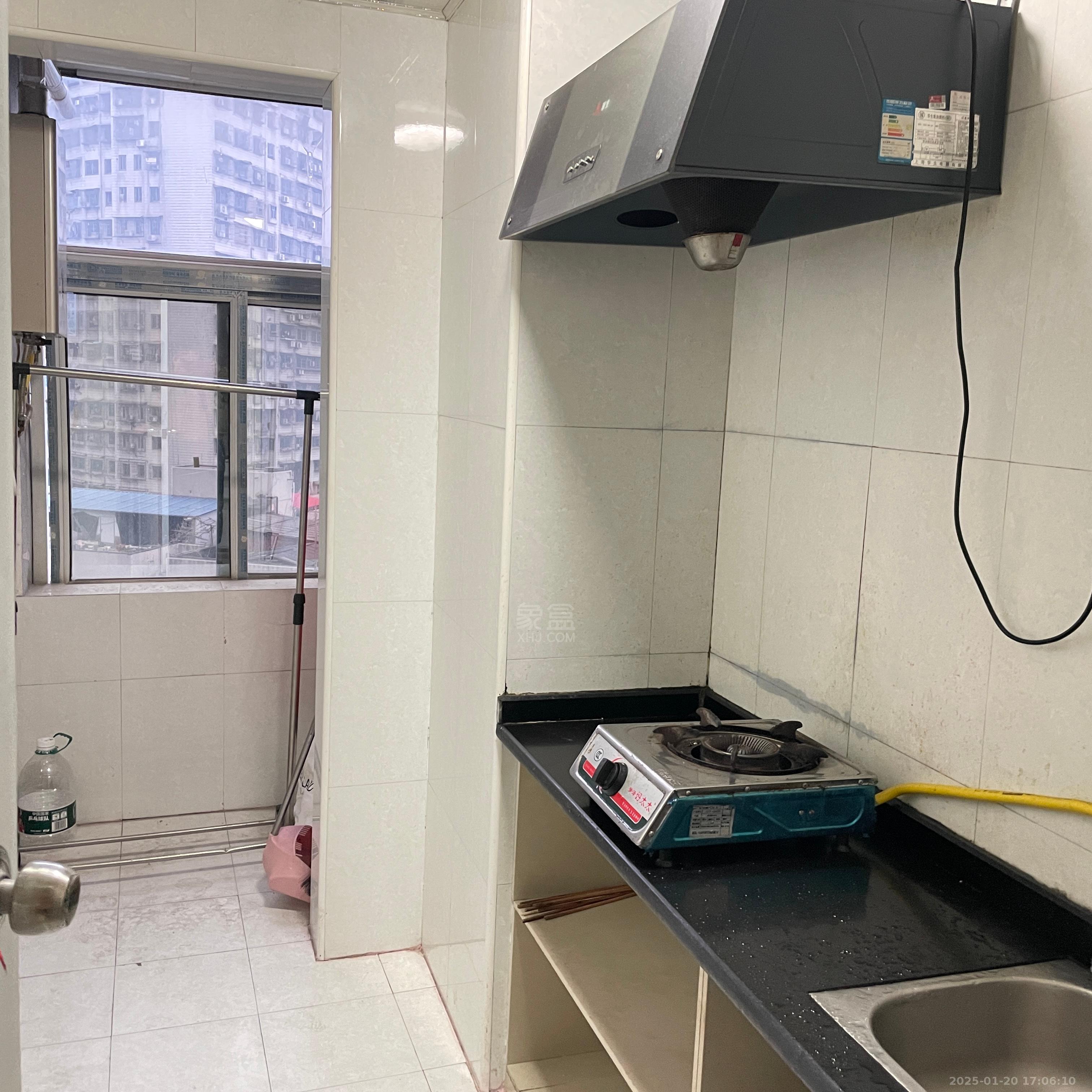 胜马可 1室1厅1卫 1000.0元/月 胜马可 1室1厅1卫 1000.0元/月室内图