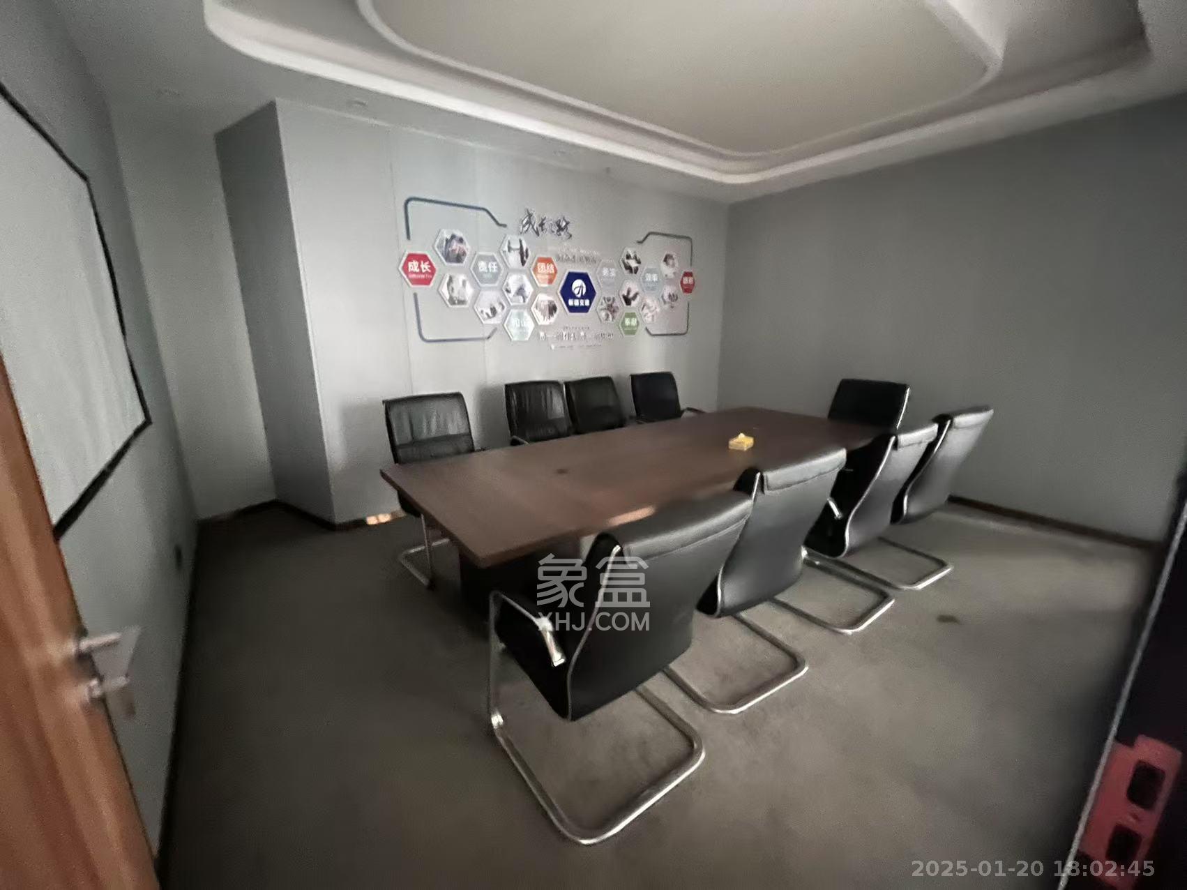 德思勤城市广场（宝格丽公寓）   253.0㎡      11500.0元/月室内图