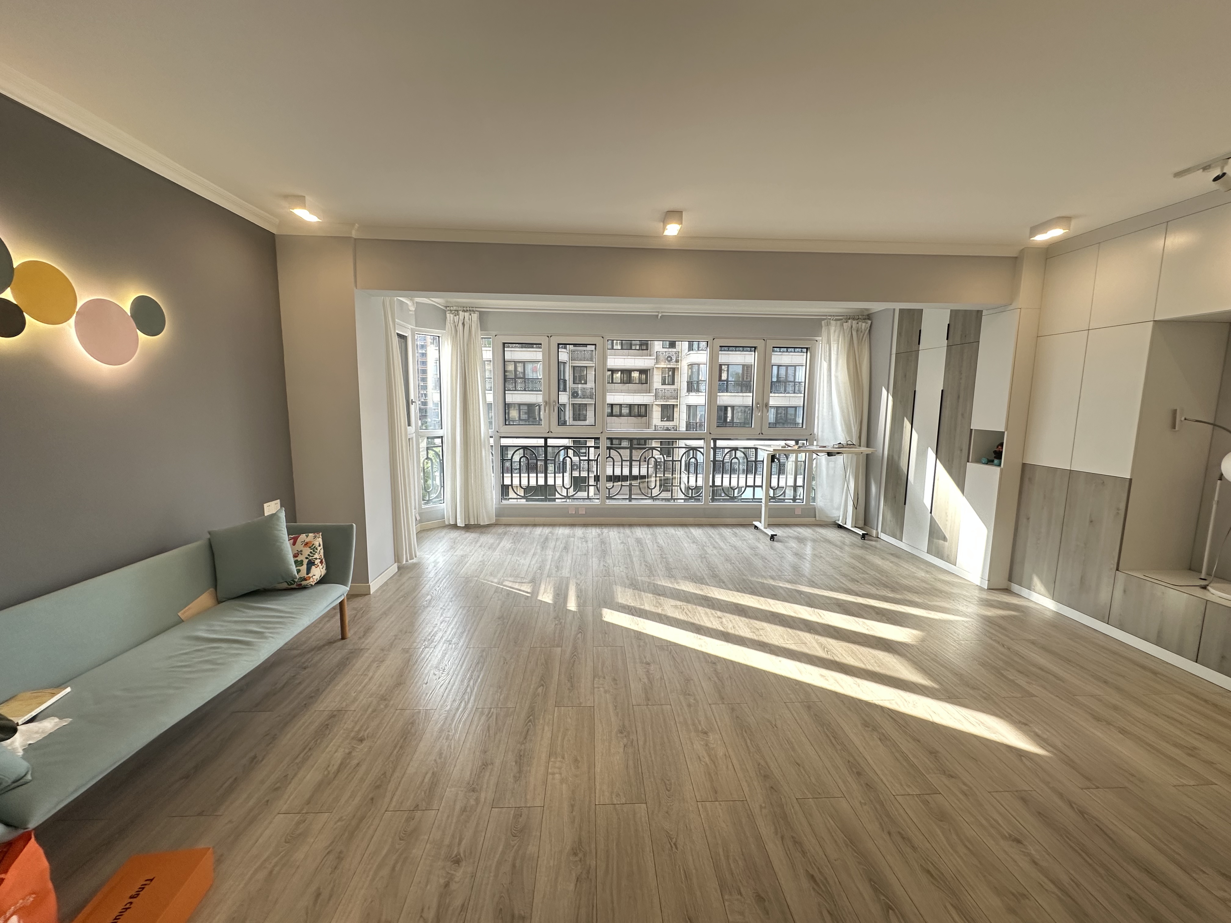 绿地海长流四期(绿地福邸) 3室2厅1卫 196.0万 绿地海长流四期(绿地福邸) 3室2厅1卫 196.0万室内图