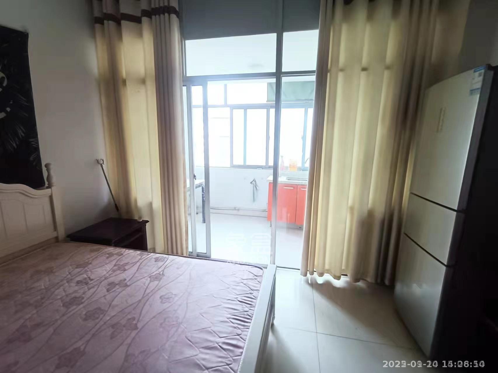 庐山春天大厦(和一宾馆)  1室1厅1卫    1100.0元/月 庐山春天大厦(和一宾馆)  1室1厅1卫    1100.0元/月室内图