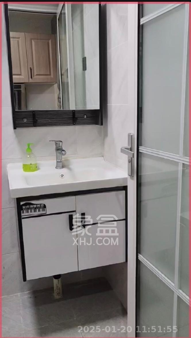 海伦春天  1室1厅1卫   1150.00元/月室内图