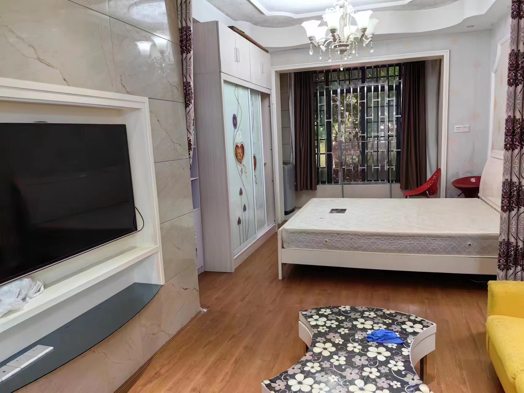 天酬尚都 1室1厅1卫 1300.0元/月 天酬尚都 1室1厅1卫 1300.0元/月室内图