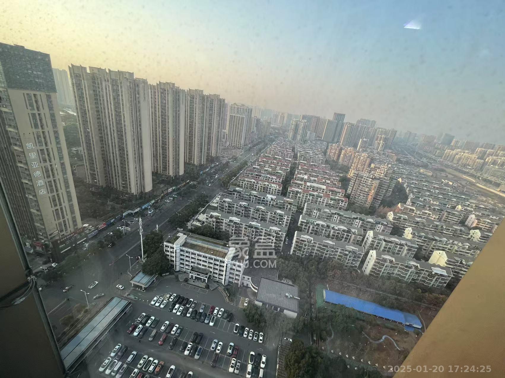 万坤图财富广场  1室1厅1卫   2200.00元/月室内图