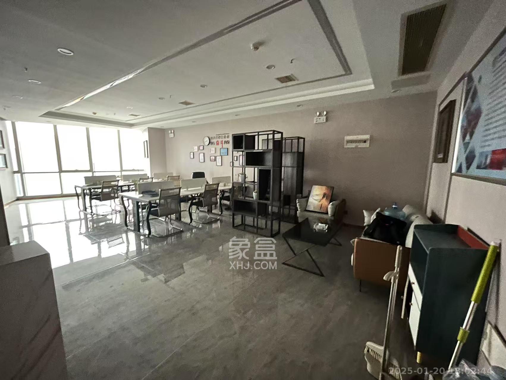 德思勤城市广场（宝格丽公寓）   253.0㎡      11500.0元/月室内图