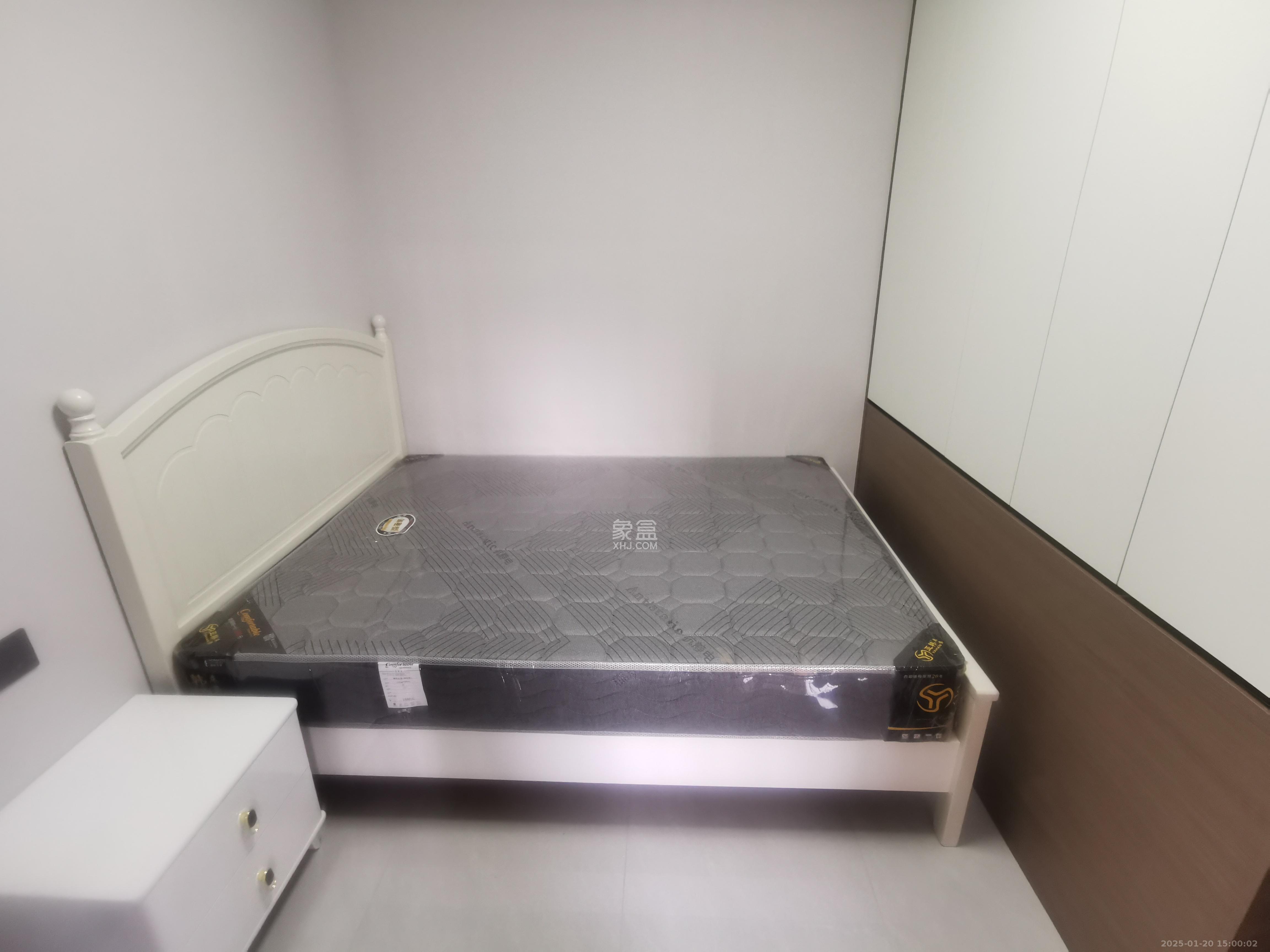 嘉雨兴园  2室1厅1卫    3200.0元/月室内图