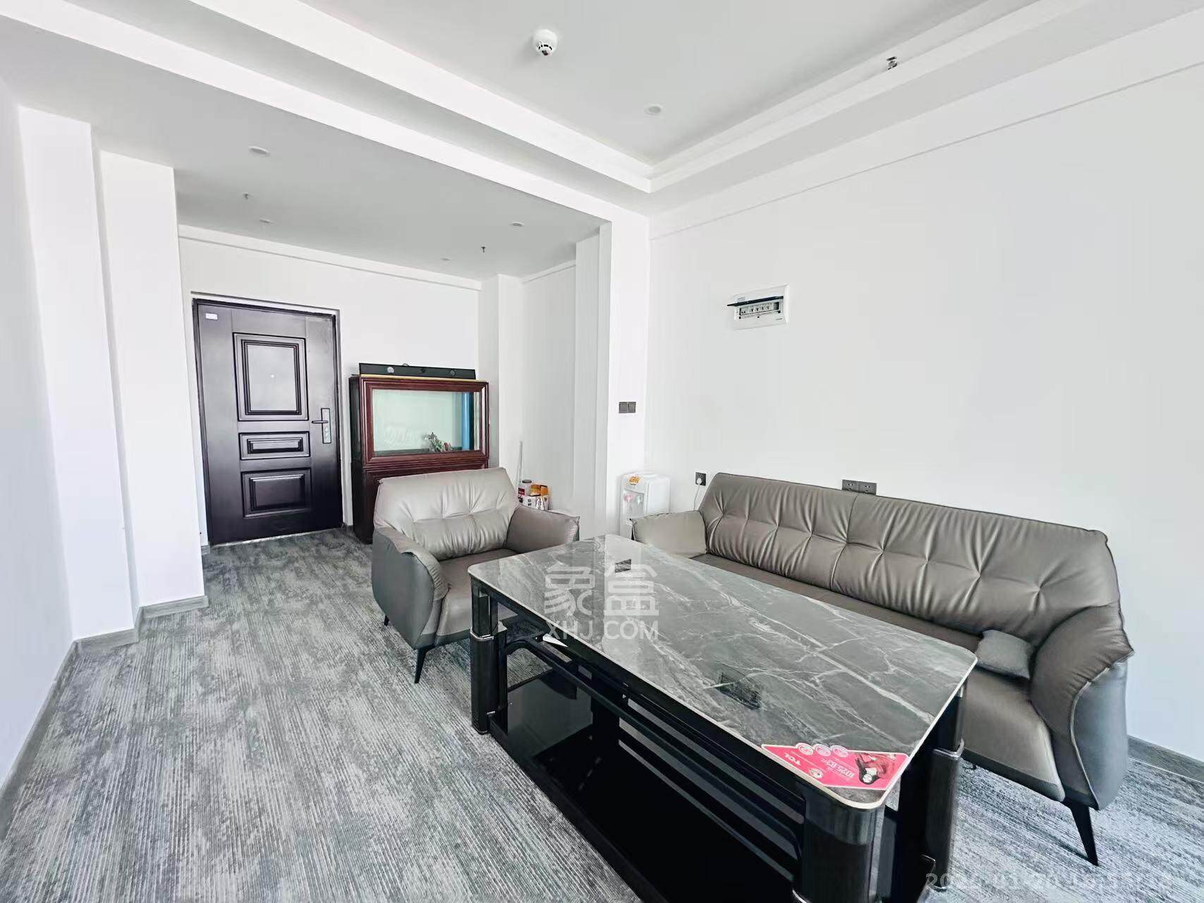 万润时光里 1室1厅1卫 3800.0元/月 万润时光里 1室1厅1卫 3800.0元/月室内图