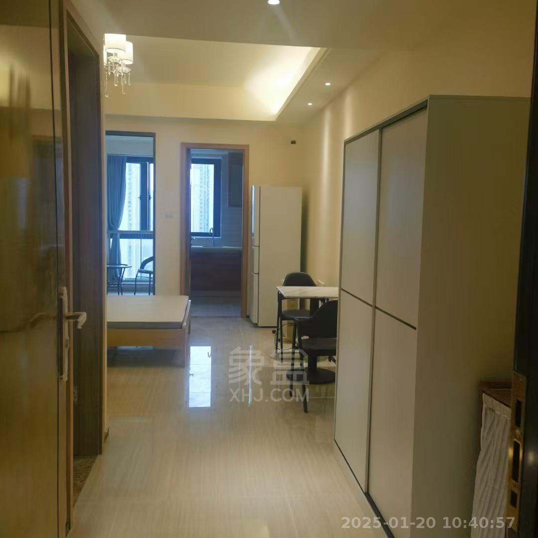 恒大华府 1室1厅1卫 1400.0元/月 恒大华府 1室1厅1卫 1400.0元/月室内图