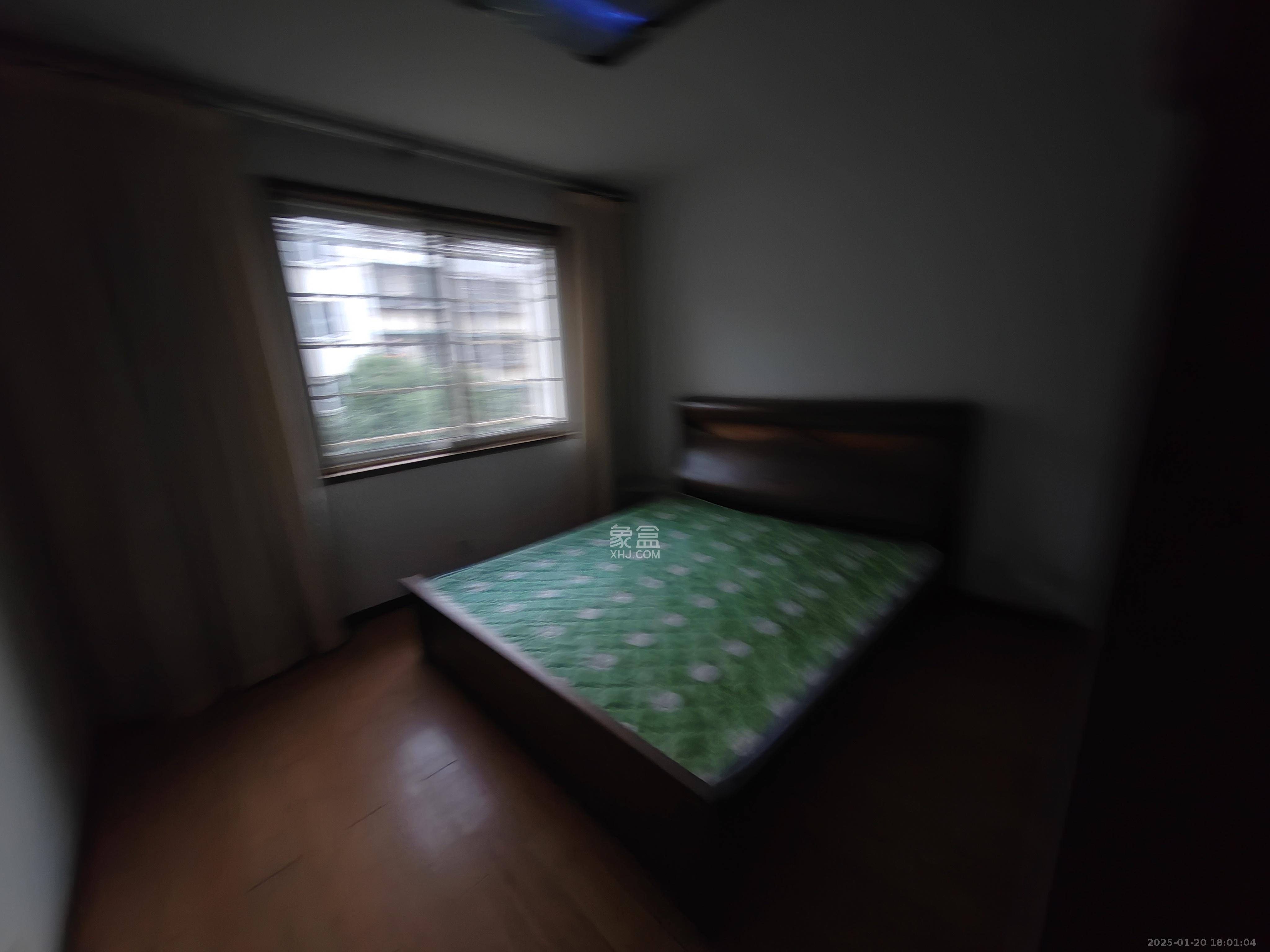 嘉盛阳光山庄 1室2厅1卫 1600.0元/月 嘉盛阳光山庄 1室2厅1卫 1600.0元/月室内图