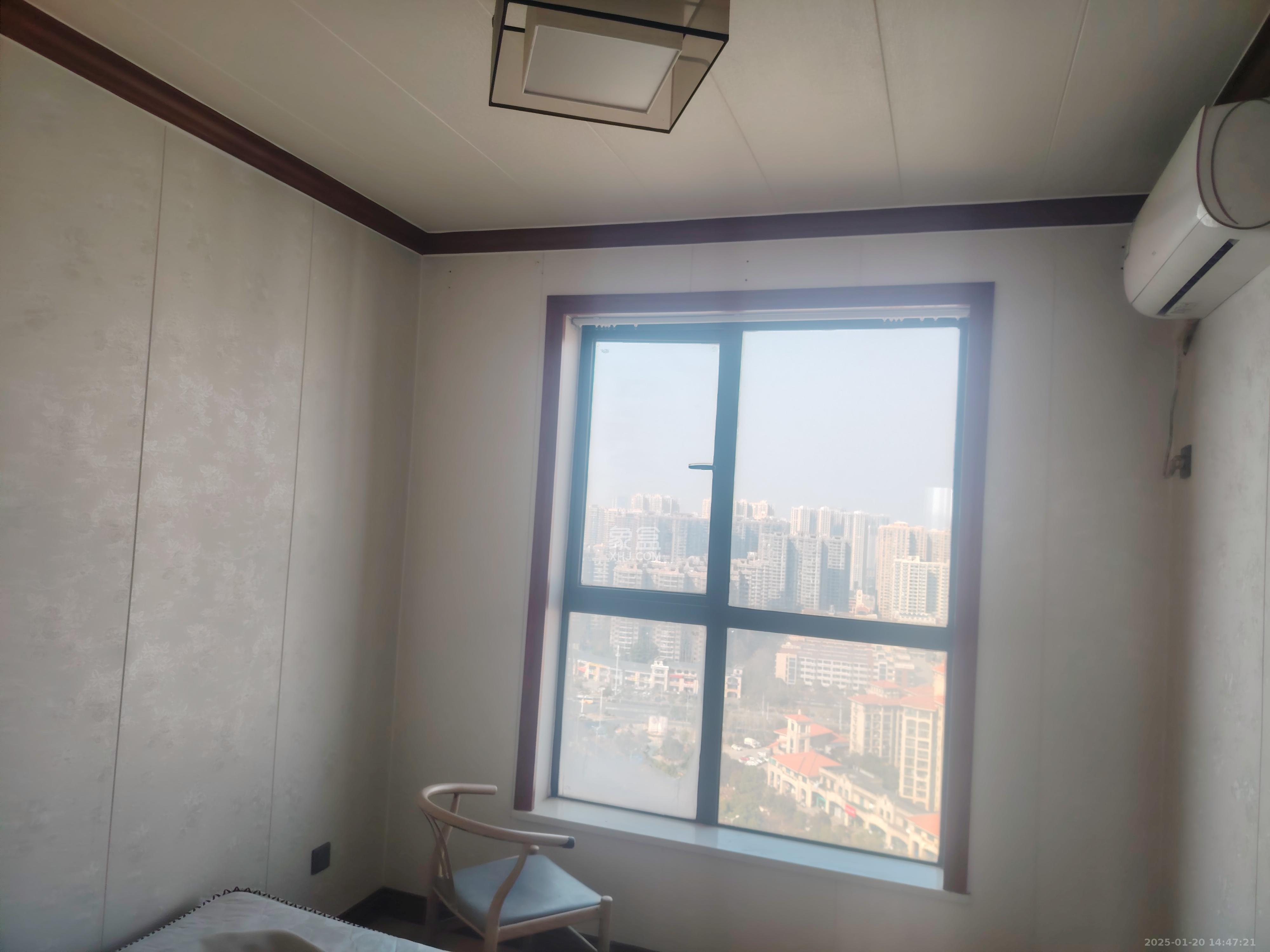 珠江东方明珠（新地东方明珠）一二期  6室2厅2卫   2800.00元/月室内图
