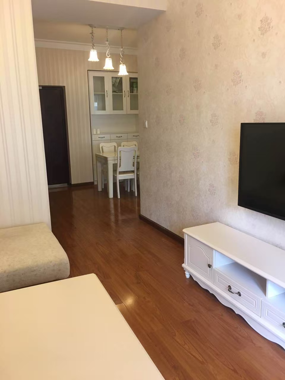平安光谷春天  2室1厅1卫   2700.00元/月室内图