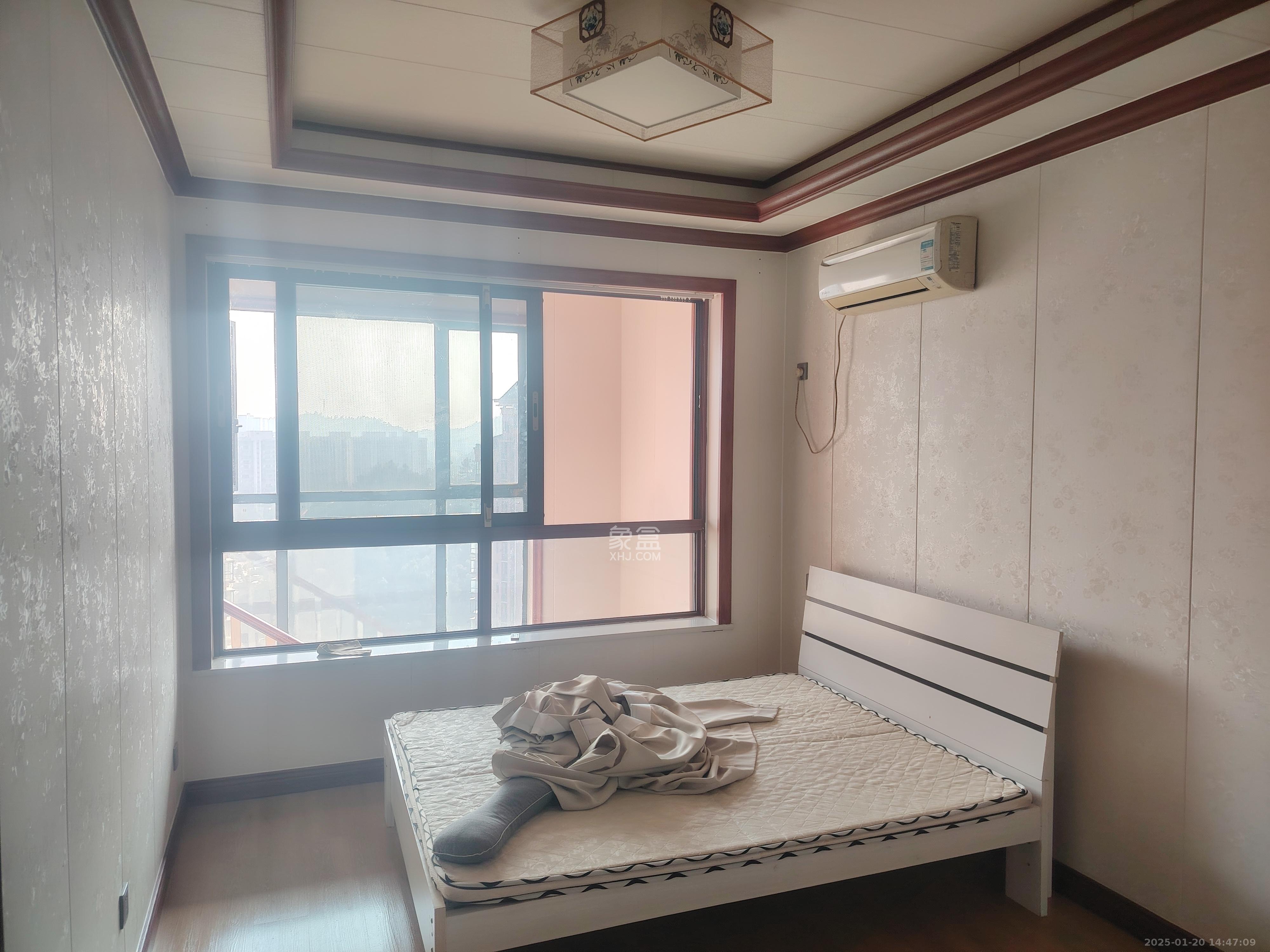 珠江东方明珠（新地东方明珠）一二期  6室2厅2卫   2800.00元/月室内图