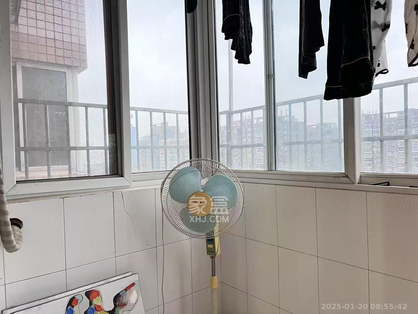 海利宿舍  3室1厅1卫   2800.00元/月室内图