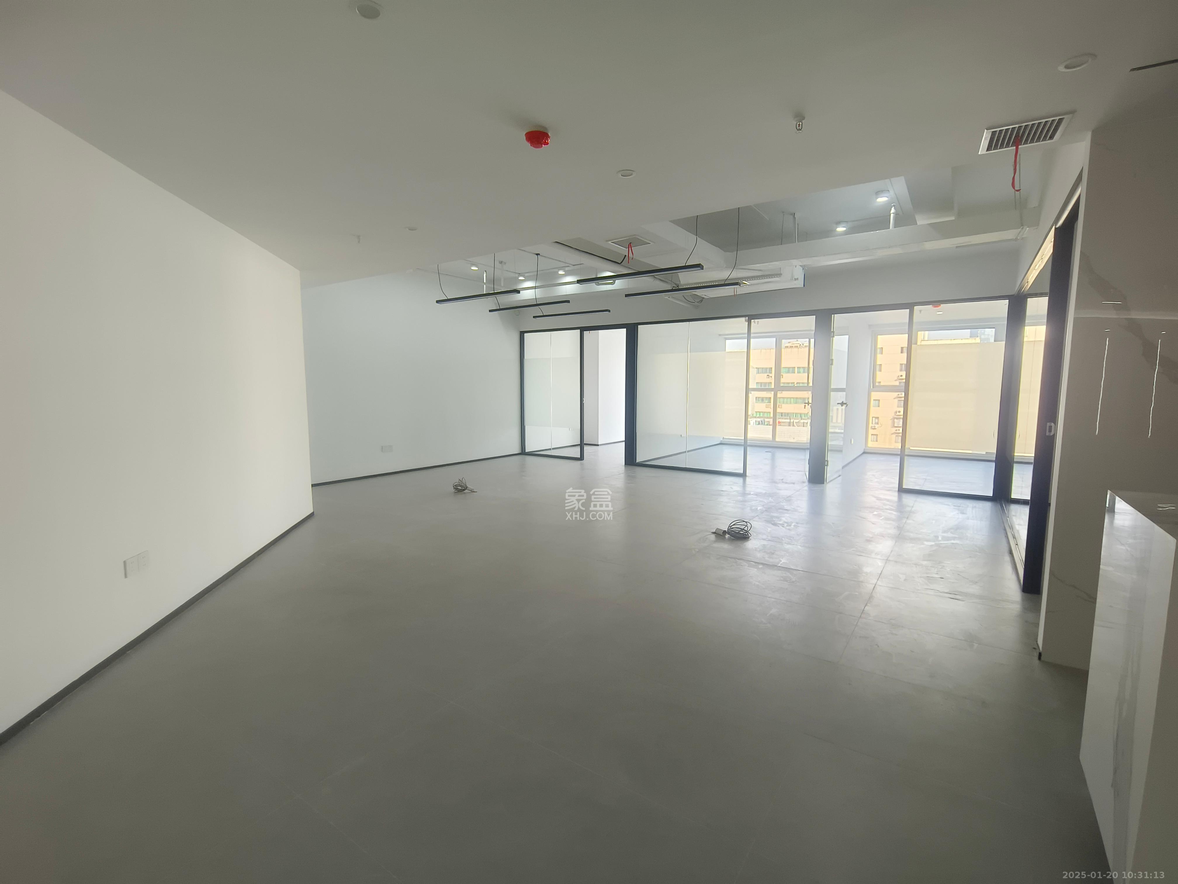 汇富中心   180.0㎡      10800.0元/月室内图