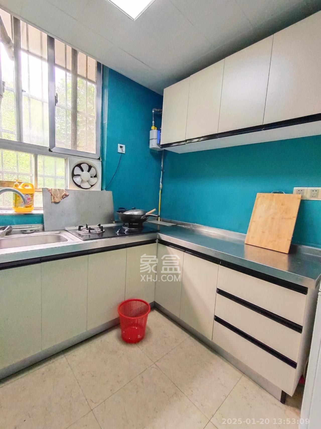 人民新村 2室1厅1卫 1600.0元/月 人民新村 2室1厅1卫 1600.0元/月室内图