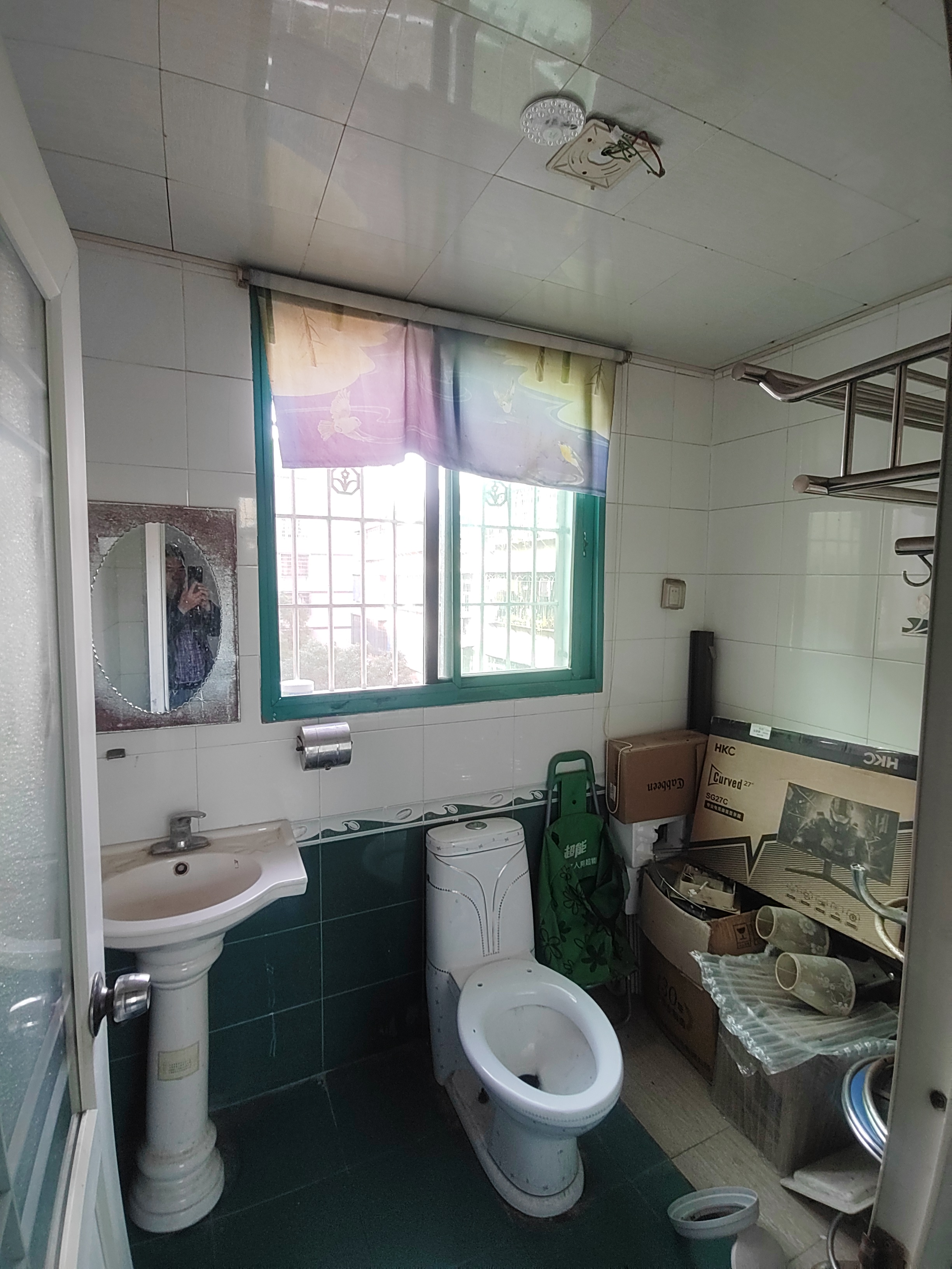 菊苑小区西区 3室2厅2卫 49.8万 菊苑小区西区 3室2厅2卫 49.8万卫生间