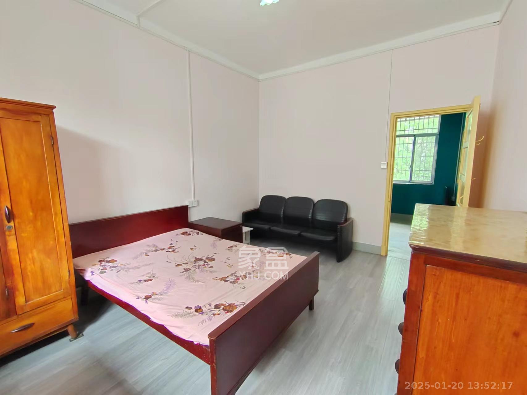 人民新村 2室1厅1卫 1600.0元/月 人民新村 2室1厅1卫 1600.0元/月室内图