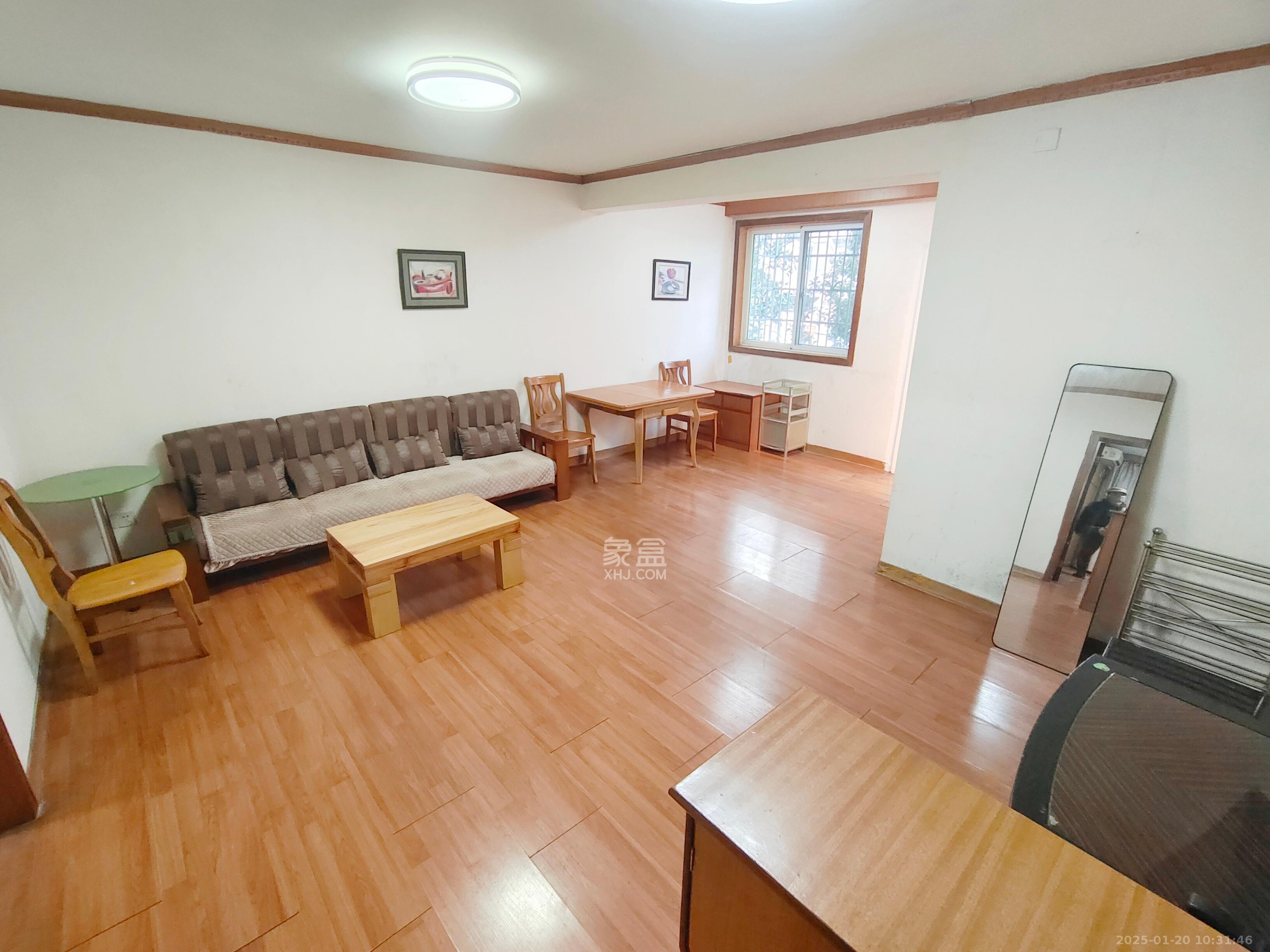 四方小区  2室2厅1卫    1700.0元/月室内图