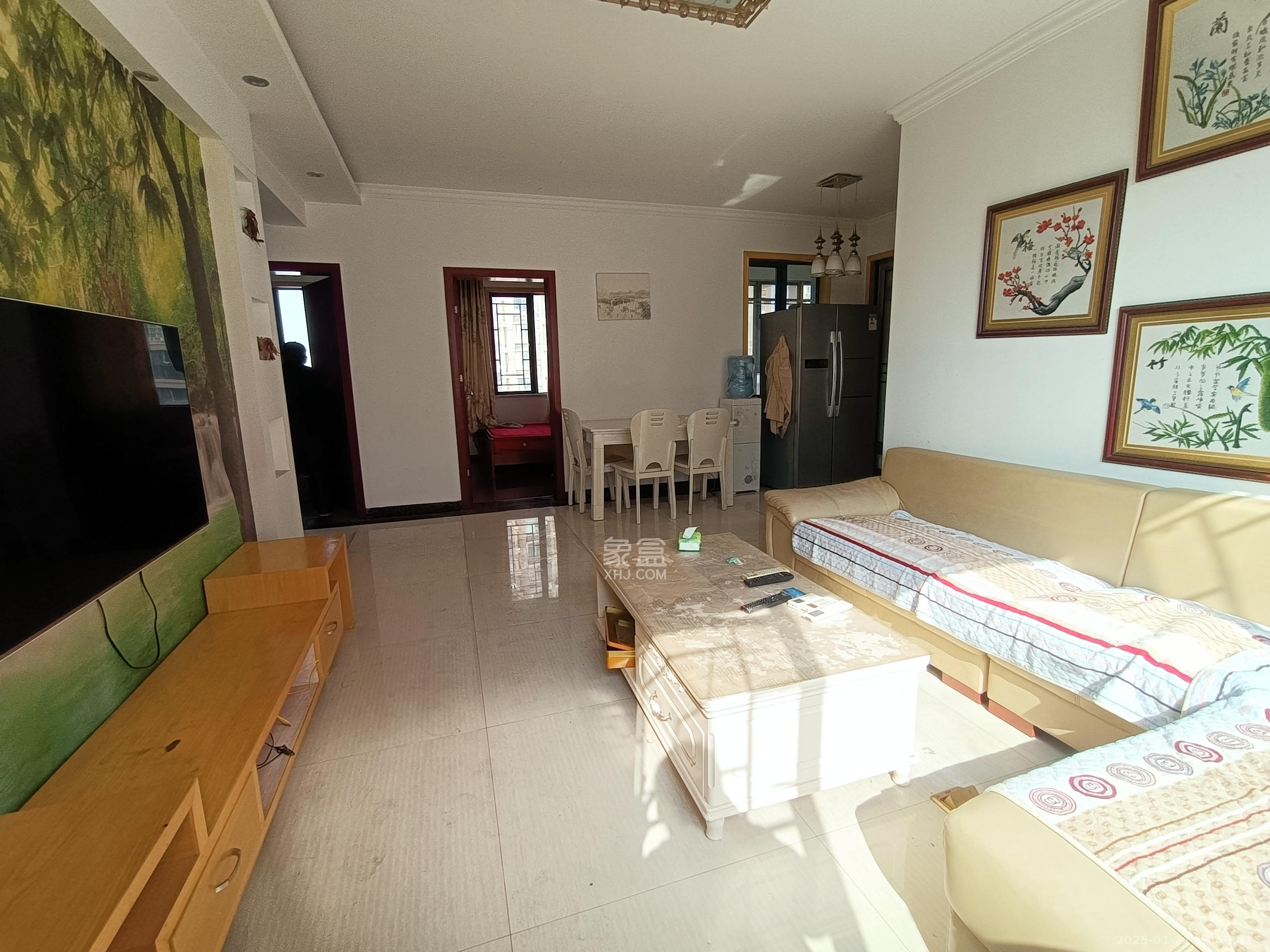 中欣楚天雅郡 3室2厅1卫 1600.0元/月 中欣楚天雅郡 3室2厅1卫 1600.0元/月室内图