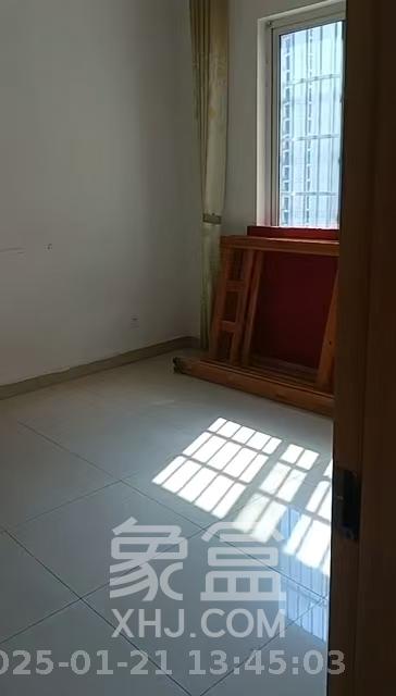 星城新宇颐景苑  3室1厅1卫   2400.00元/月室内图