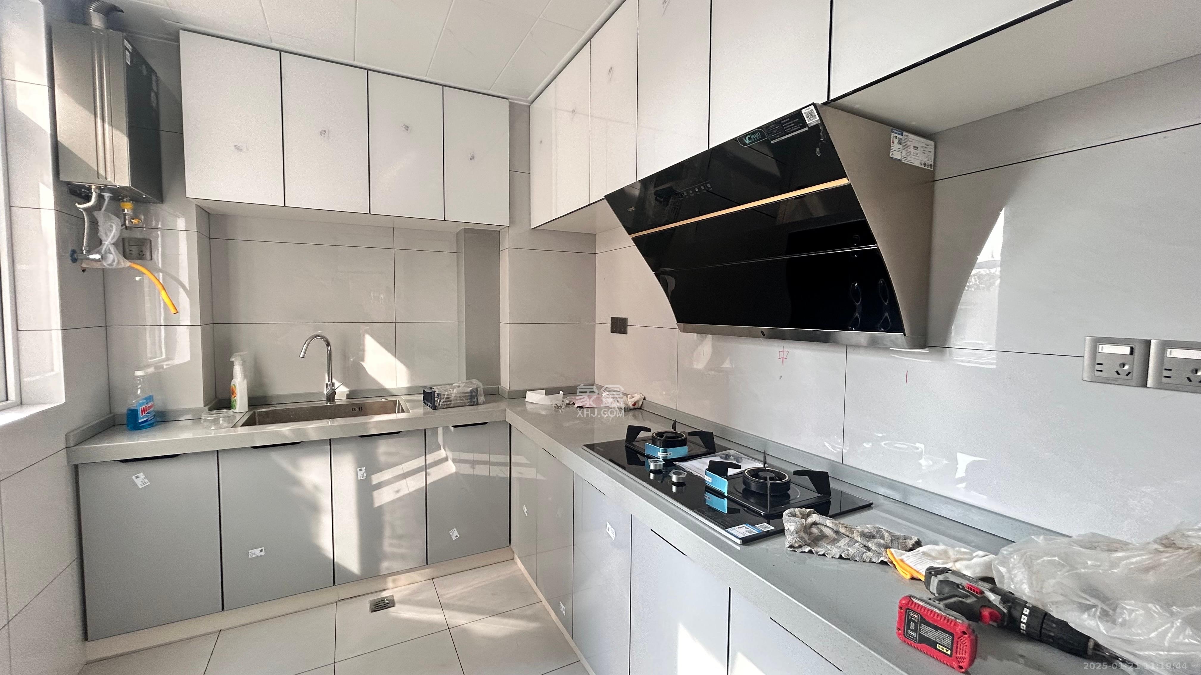 洋湖春园 4室2厅2卫 4000.0元/月 洋湖春园 4室2厅2卫 4000.0元/月室内图