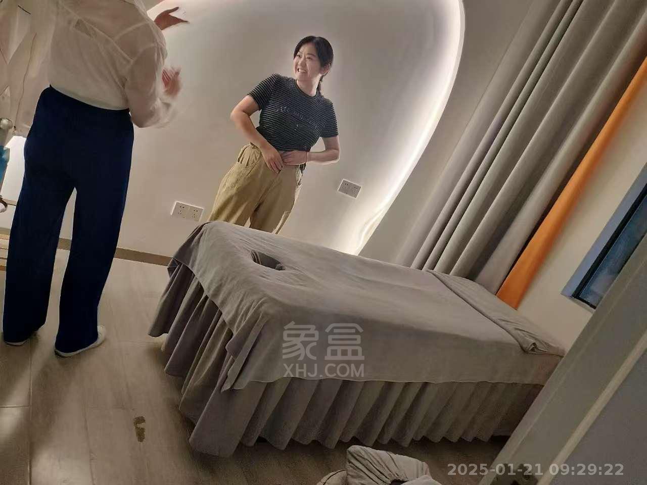 庐山春天  2室1厅1卫   2100.00元/月室内图
