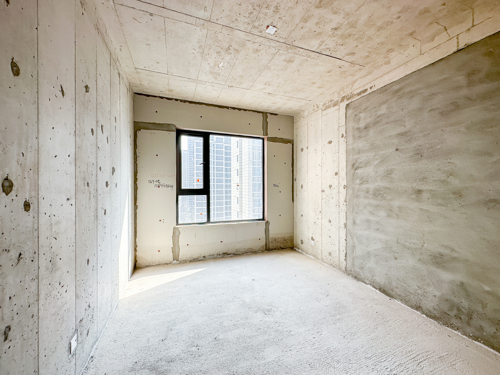 滨江学府  5室2厅2卫    200.0万 滨江学府  5室2厅2卫    200.0万卧室