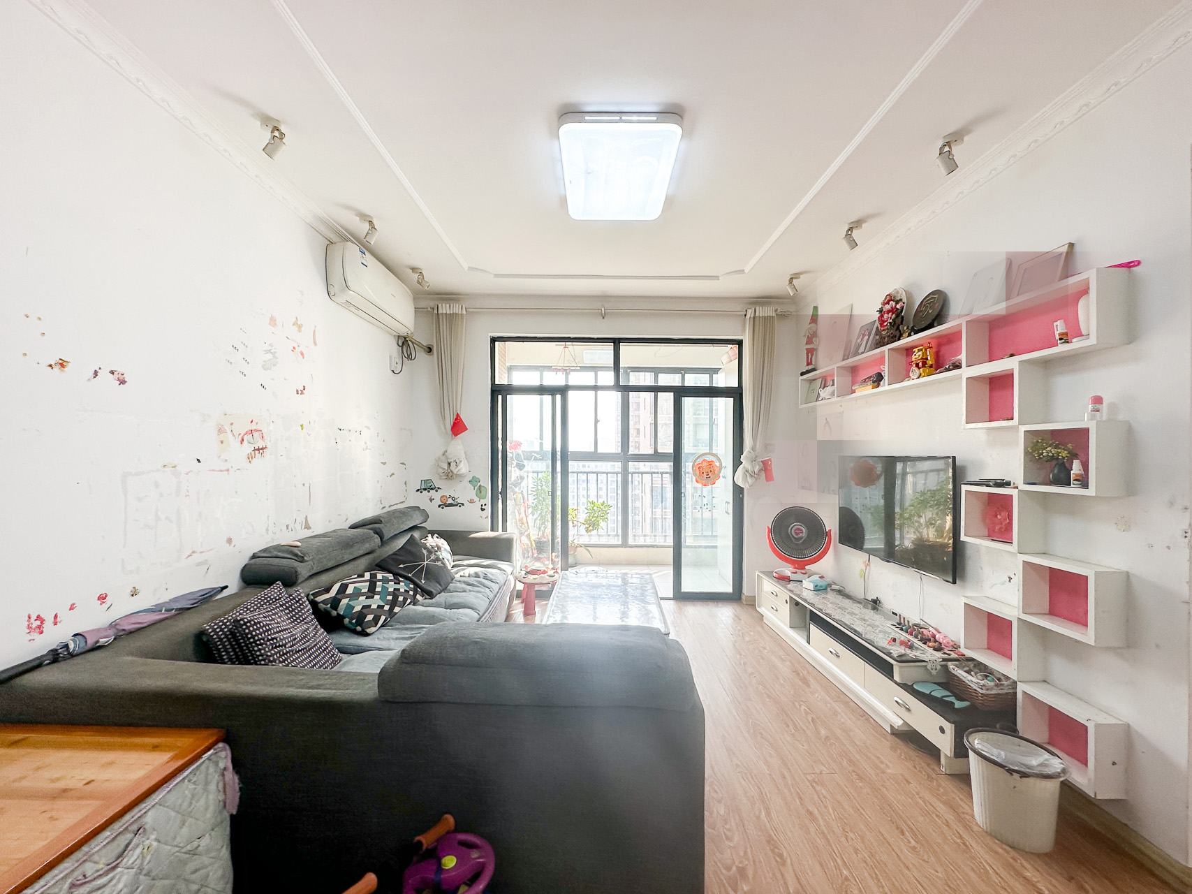 盛腾学林西岸  2室2厅1卫    53.8万 盛腾学林西岸  2室2厅1卫    53.8万客厅