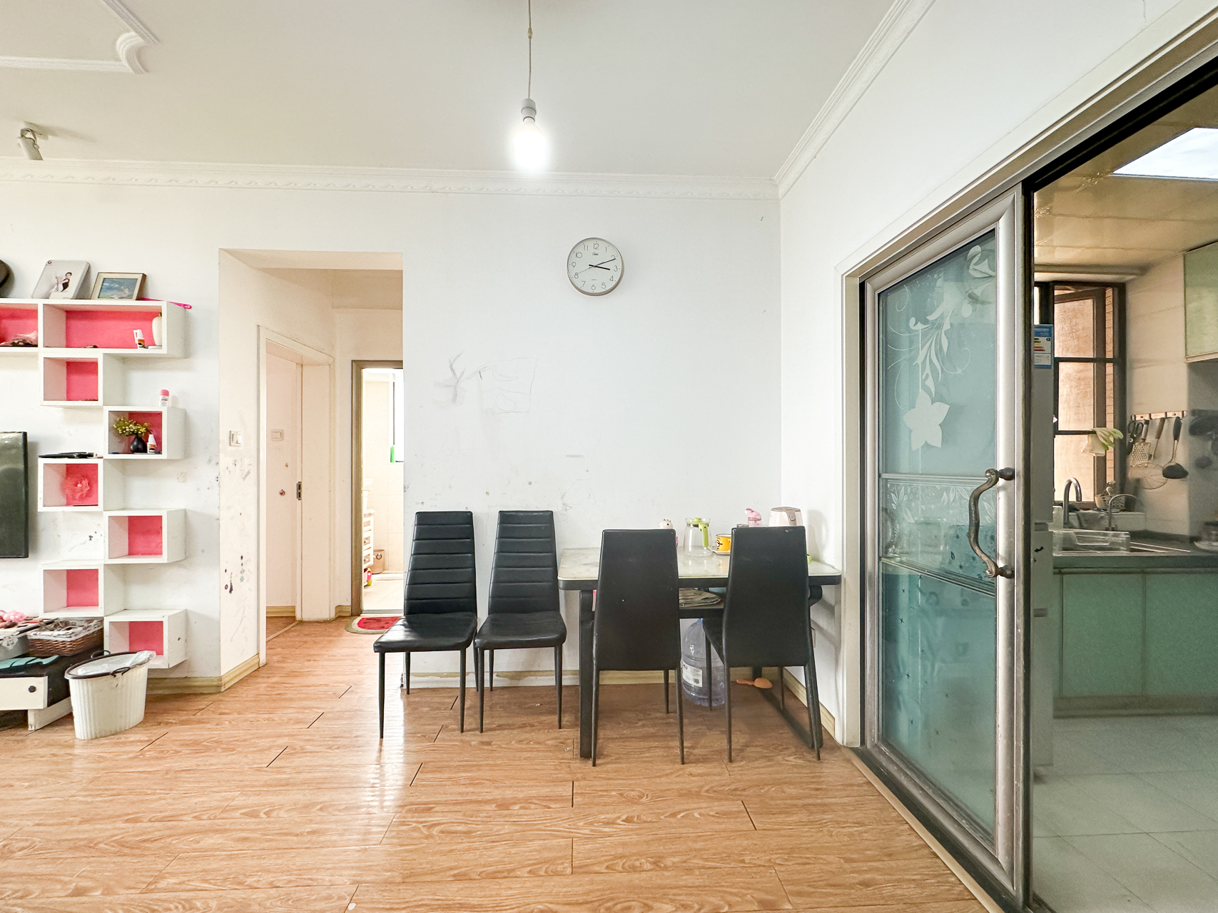 盛腾学林西岸  2室2厅1卫    53.8万 盛腾学林西岸  2室2厅1卫    53.8万客厅