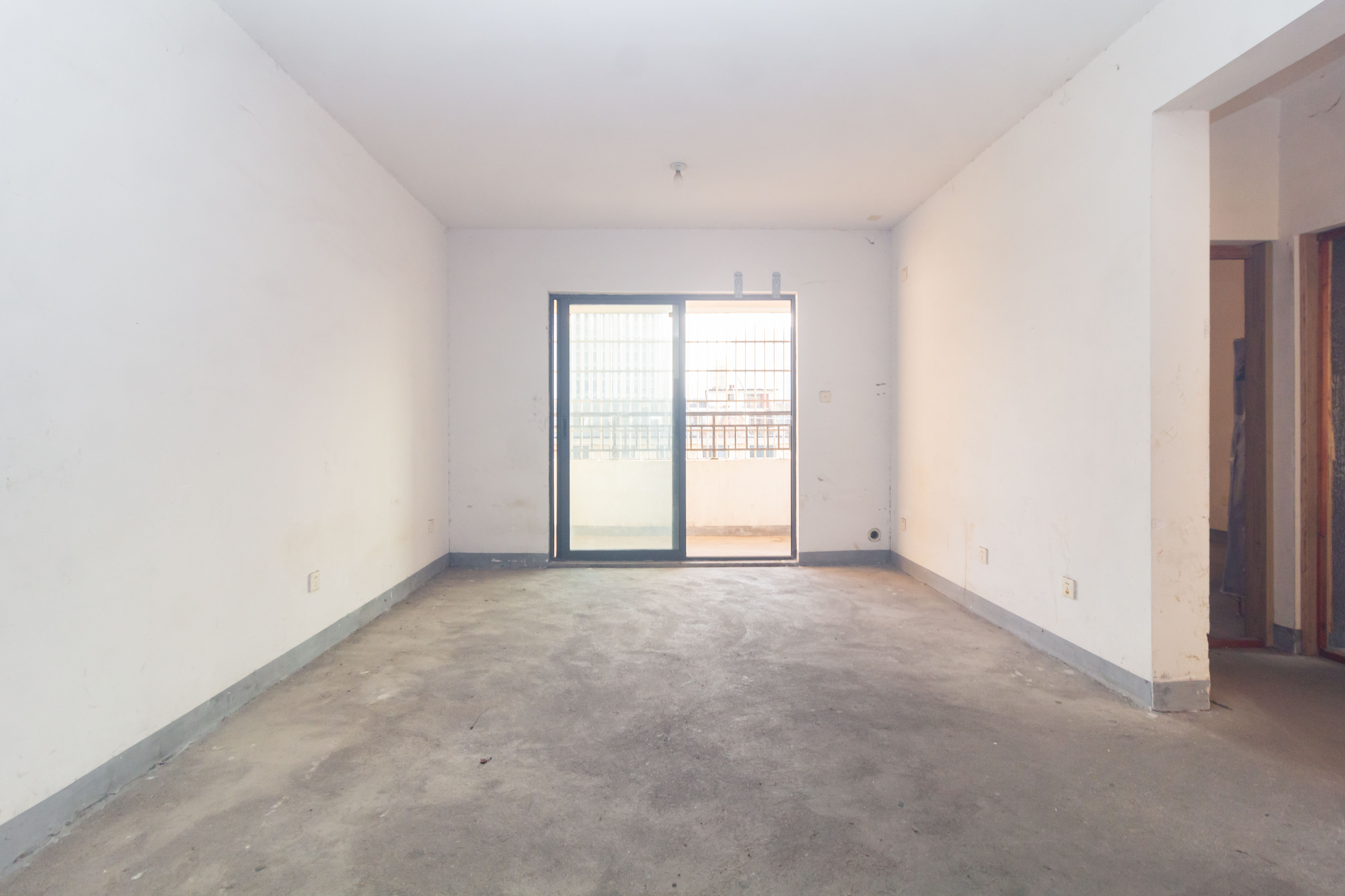 中国铁建国际城二期  3室2厅1卫    43.0万 中国铁建国际城二期  3室2厅1卫    43.0万客厅